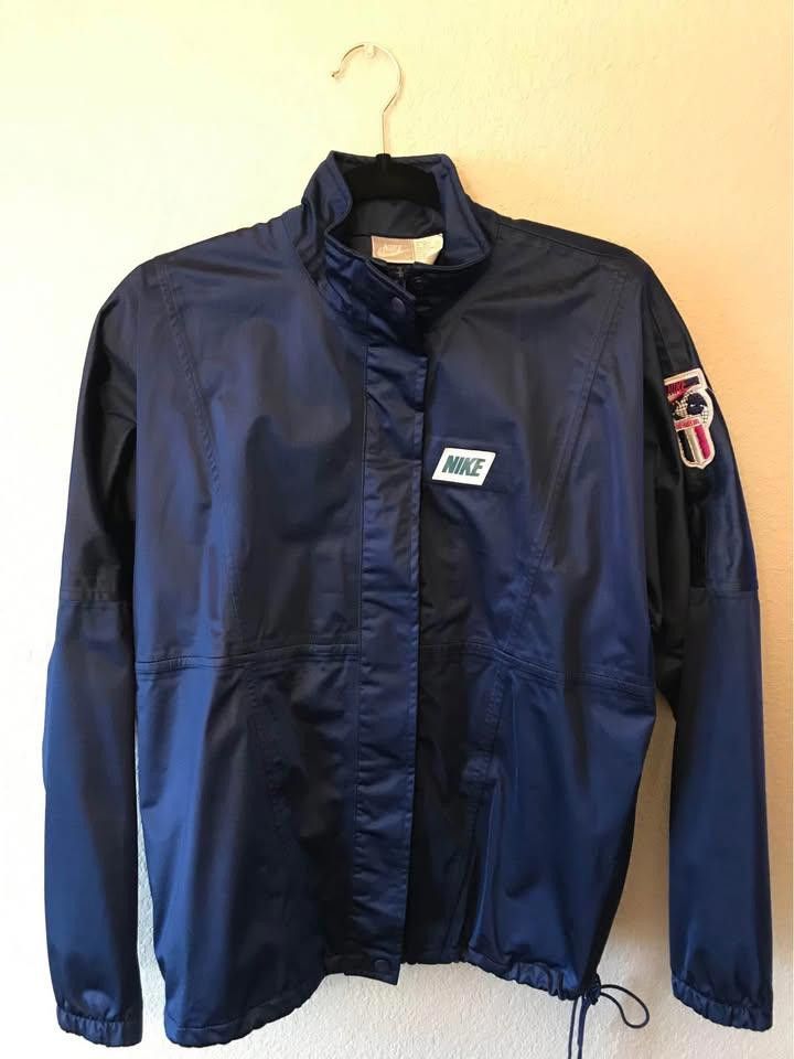 Nike Vintage Nike Silver Tag International Jacket! Size M Size US M / EU 48-50 / 2 - 8 Thumbnail