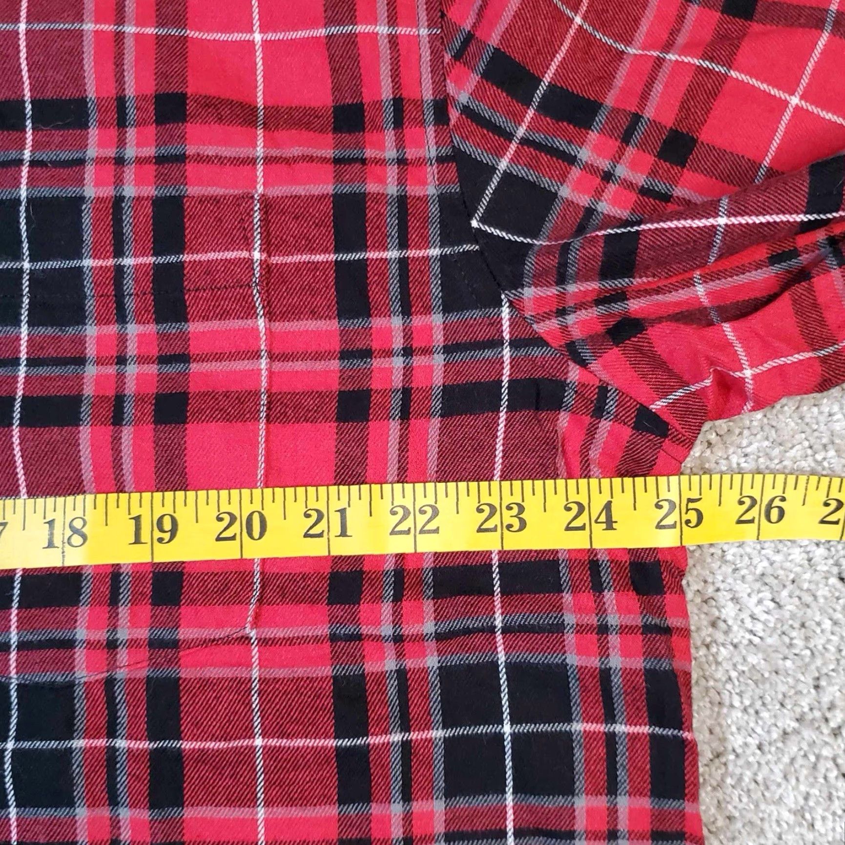 Vintage VINTAGE St Johns Bay Red Plaid Flannel Shirt Mens Cotton XL Buffalo Plaid Casual Travel Workwear 80s 90s Retro USA Men Button-Up Size US XL / EU 56 / 4 - 7 Thumbnail
