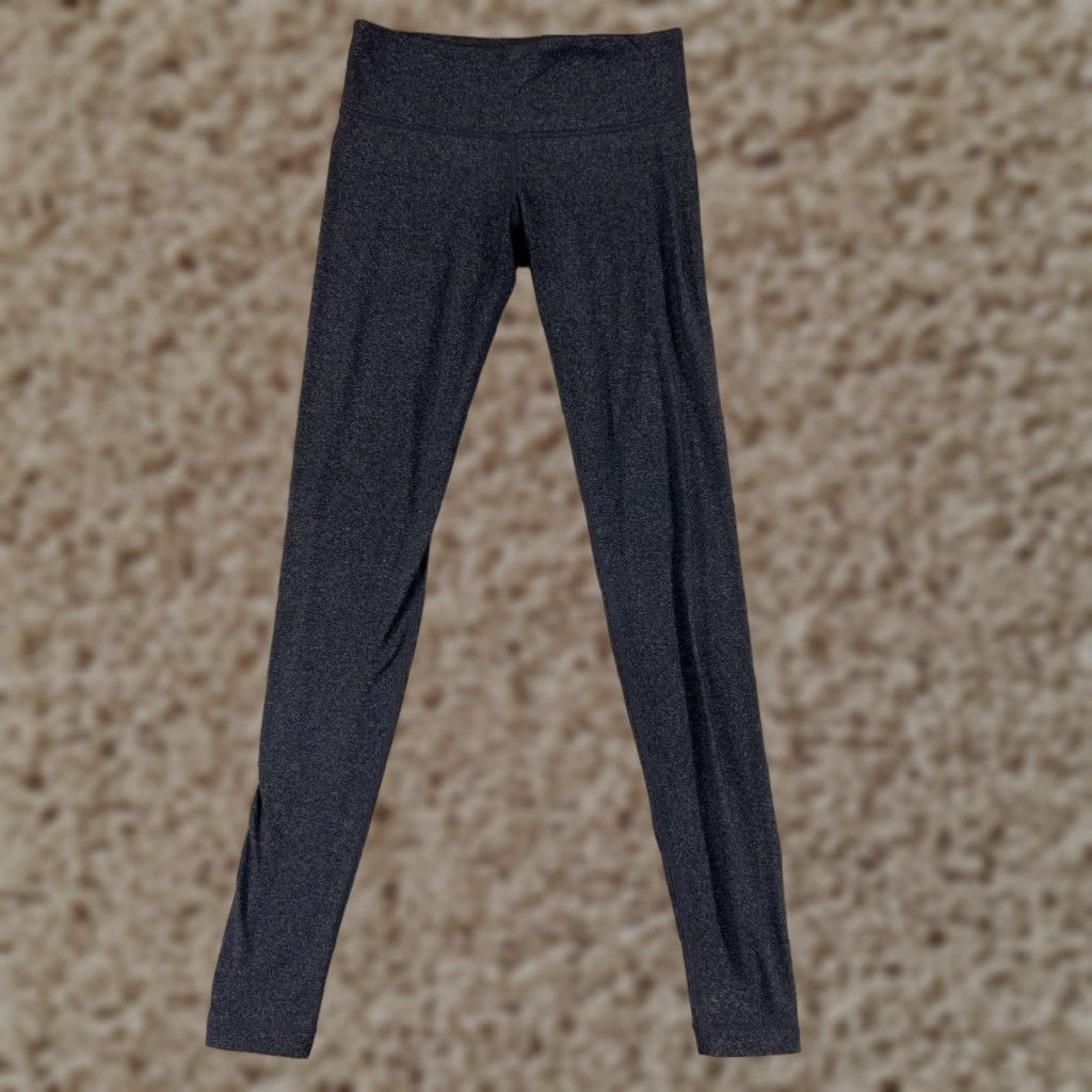 Lululemon Lululemon Leggings Womens 4 Gray Yoga Athletic Compression Skinny Pockets 28.5 in Inseam Veg not allowed? Size 27" / US 4 / IT 40 - 1 Thumbnail