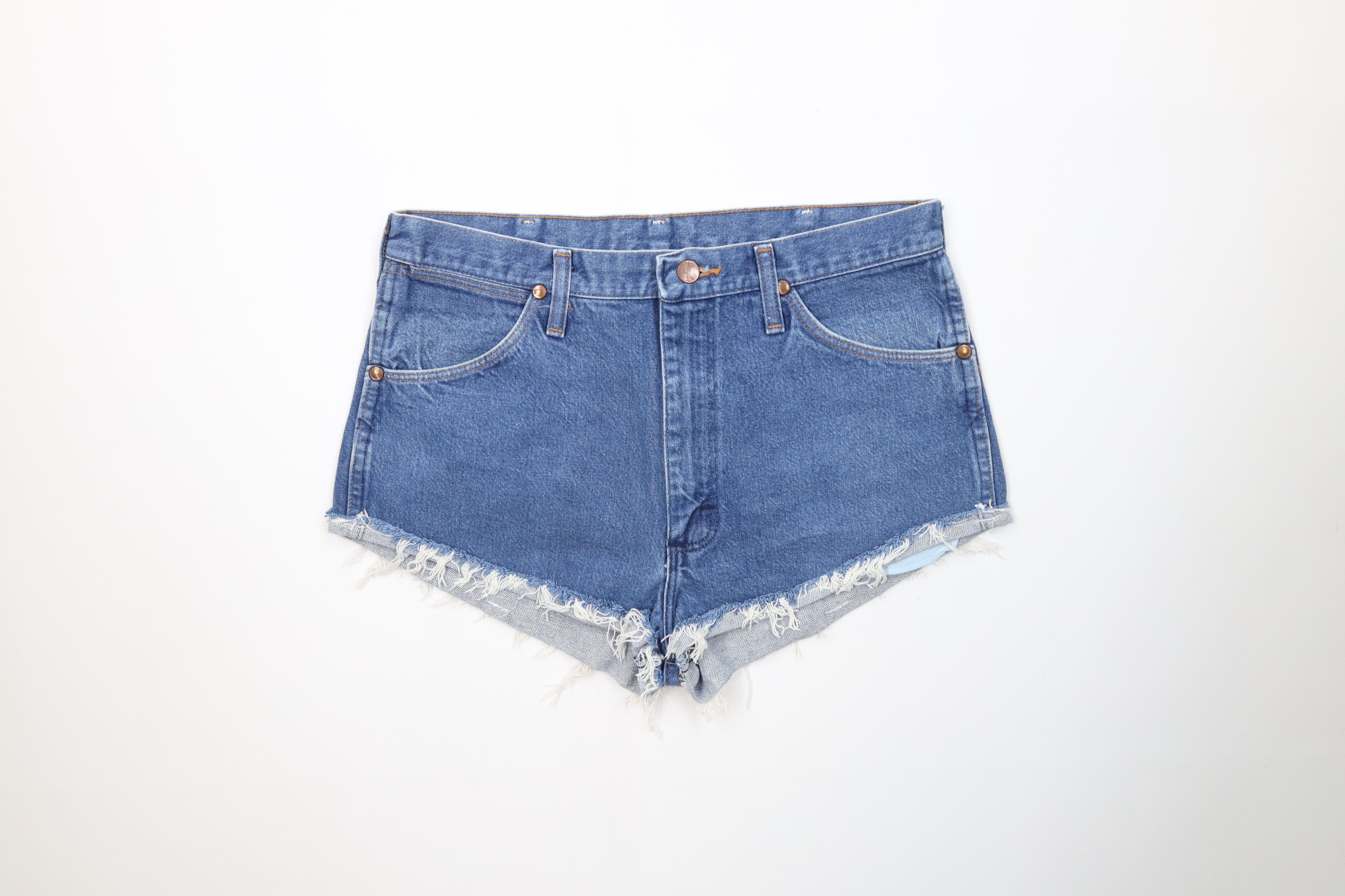 Wrangler Vintage 90s Wrangler Denim Jean Shorts Jorts Blue USA Size 34" / US 12 / IT 48 - 1 Thumbnail