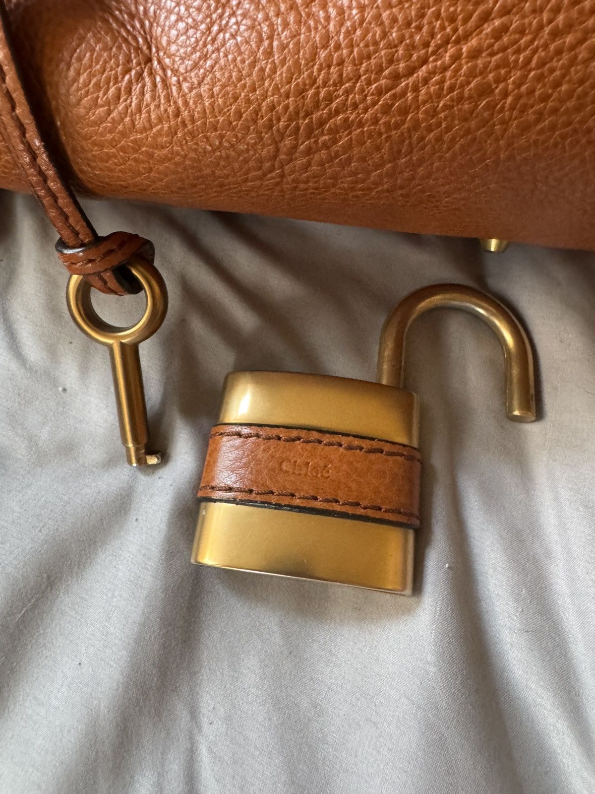 Chloe Chloe vintage y2k paddington bag purse handbag 2000s lock Size ONE SIZE - 3 Thumbnail