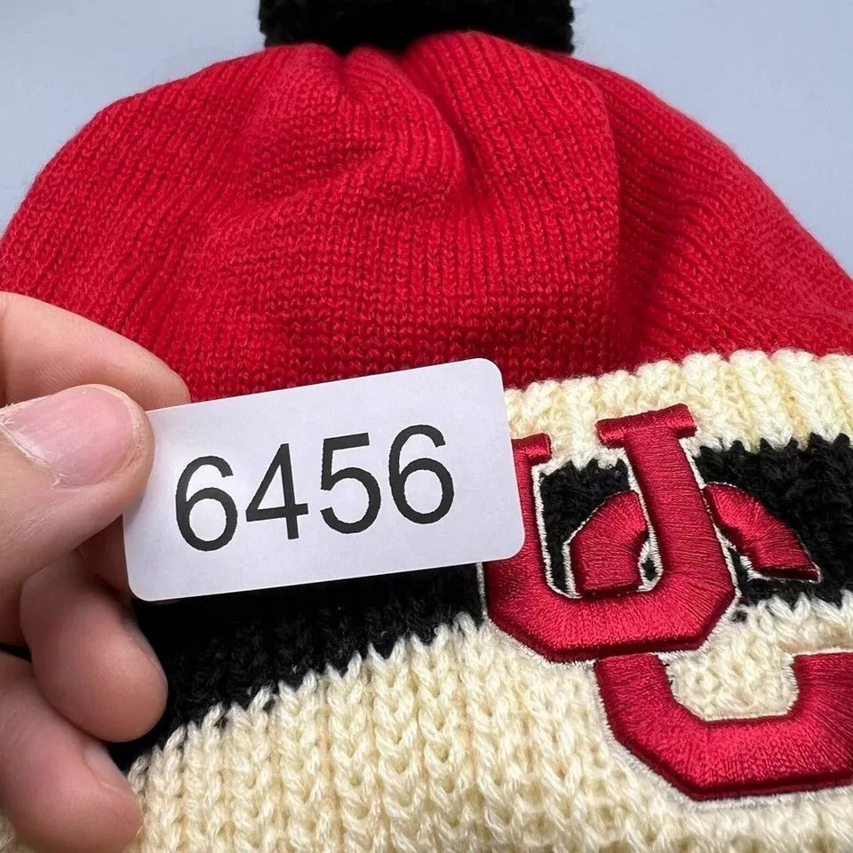 Other University of Cincinnati Hat Men Cuffed Beanie Pom Pom Cap Size ONE SIZE - 2 Thumbnail
