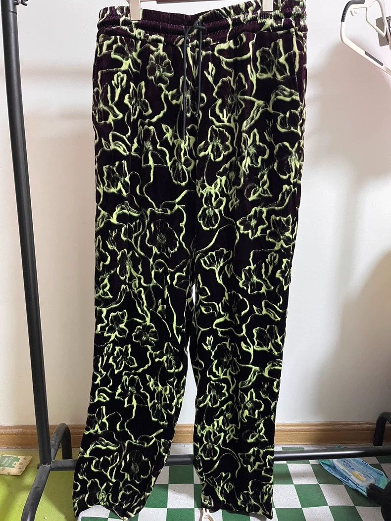Dries Van Noten Dries Van Noten Men's Velvet Printed Pants -dmc Size US 34 / EU 50 - 1 Thumbnail