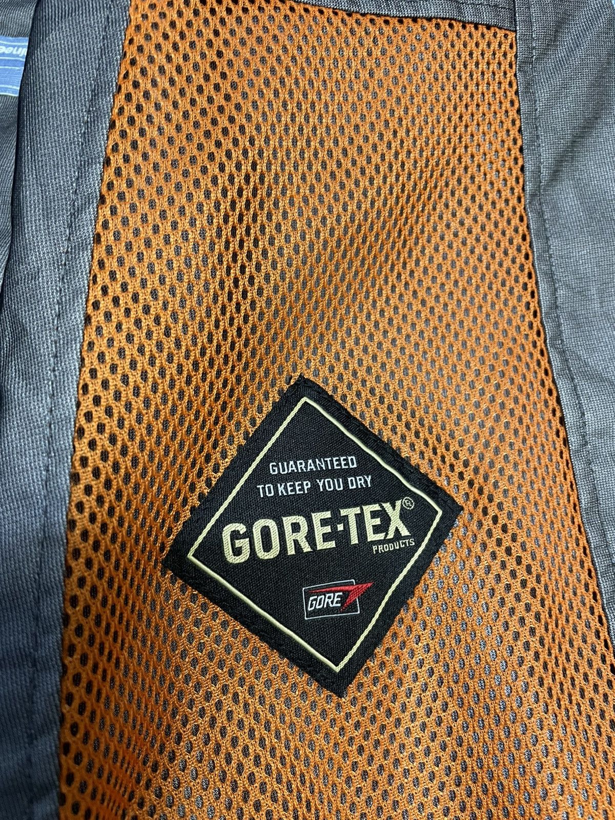 White Mountaineering White Mountaineering Goretex Distressed Jacket Size US M / EU 48-50 / 2 - 13 Thumbnail