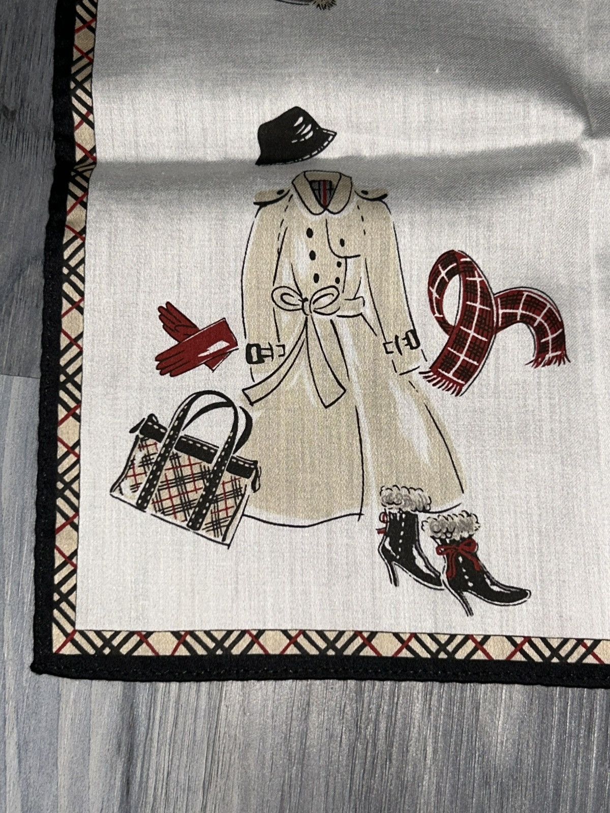 Burberry Vintage Burberry Nova Check Border Cotton Handkerchief Scarf Size ONE SIZE - 7 Thumbnail