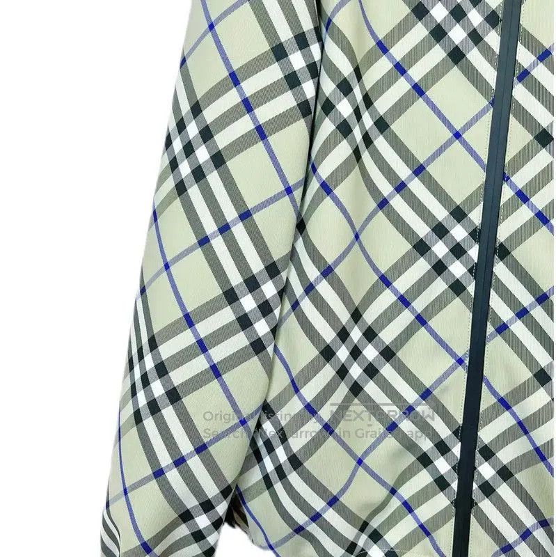 Burberry Burberry Green Cotton Jacket for Women. Size M / US 6-8 / IT 42-44 - 4 Thumbnail