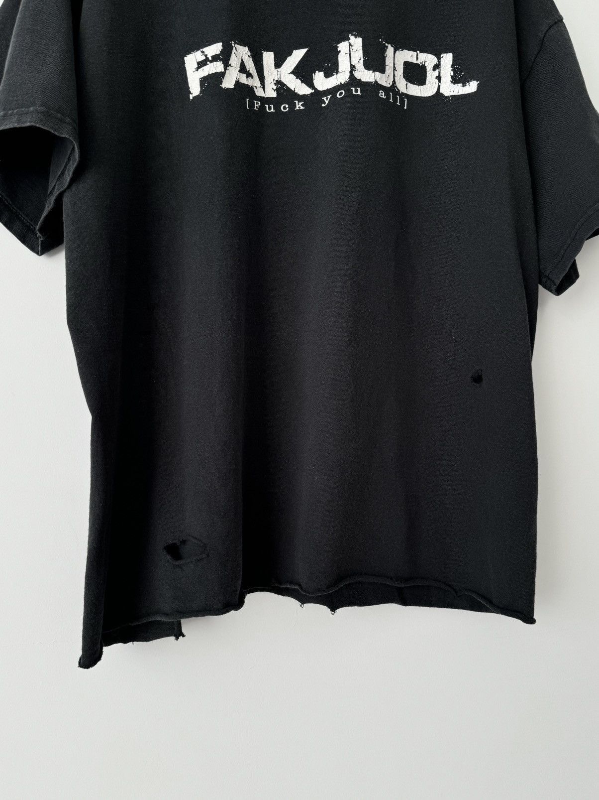 Vintage Vintage Y2K Style 'F*ck You All' Art Thrashed T-Shirt Size US XL / EU 56 / 4 - 5 Thumbnail