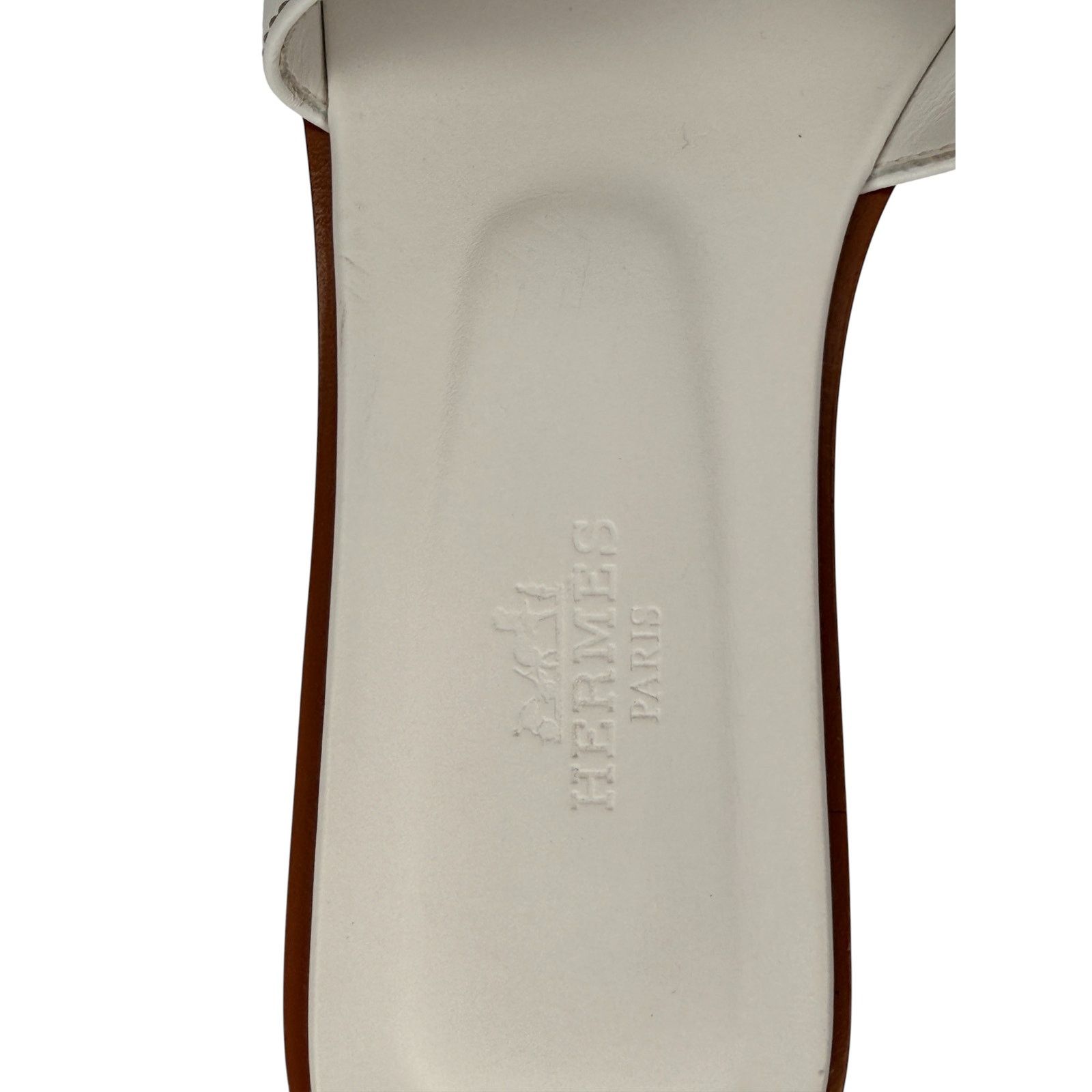 Hermes Hermes White Oran Sandal 36 Size US 6 / IT 36 - 6 Thumbnail