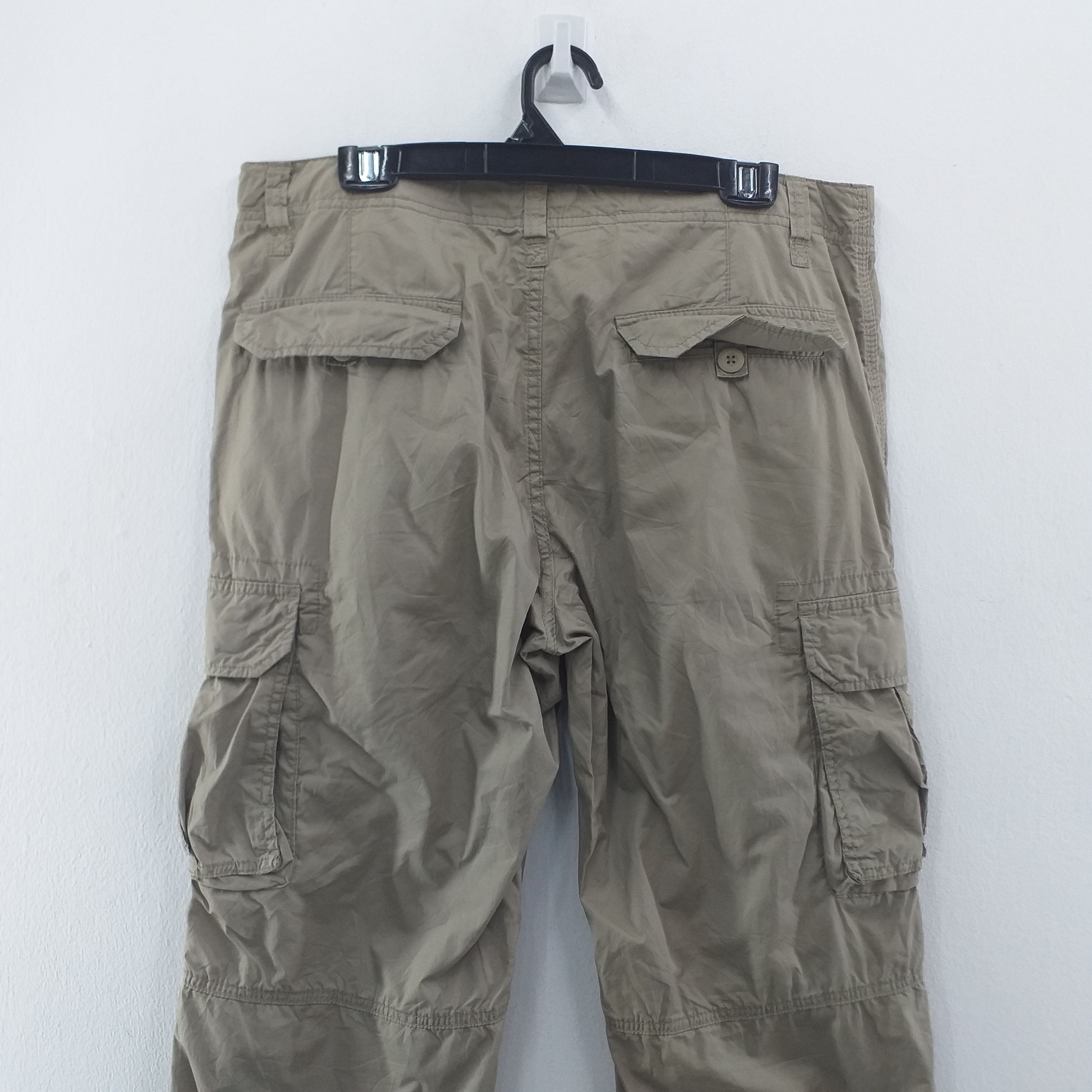 Japanese Brand Uniqlo Japanese Brand Cargo Pocket Pants 35 x 32 CP030 Size US 35 - 4 Thumbnail