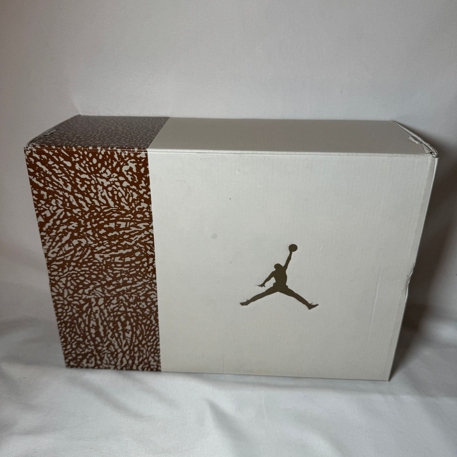 Jordan Brand × Nike Size 8.5 - Nike Air Jordan 3 Retro Palomino Men's Shoes Size US 8.5 / EU 41-42 - 11 Thumbnail