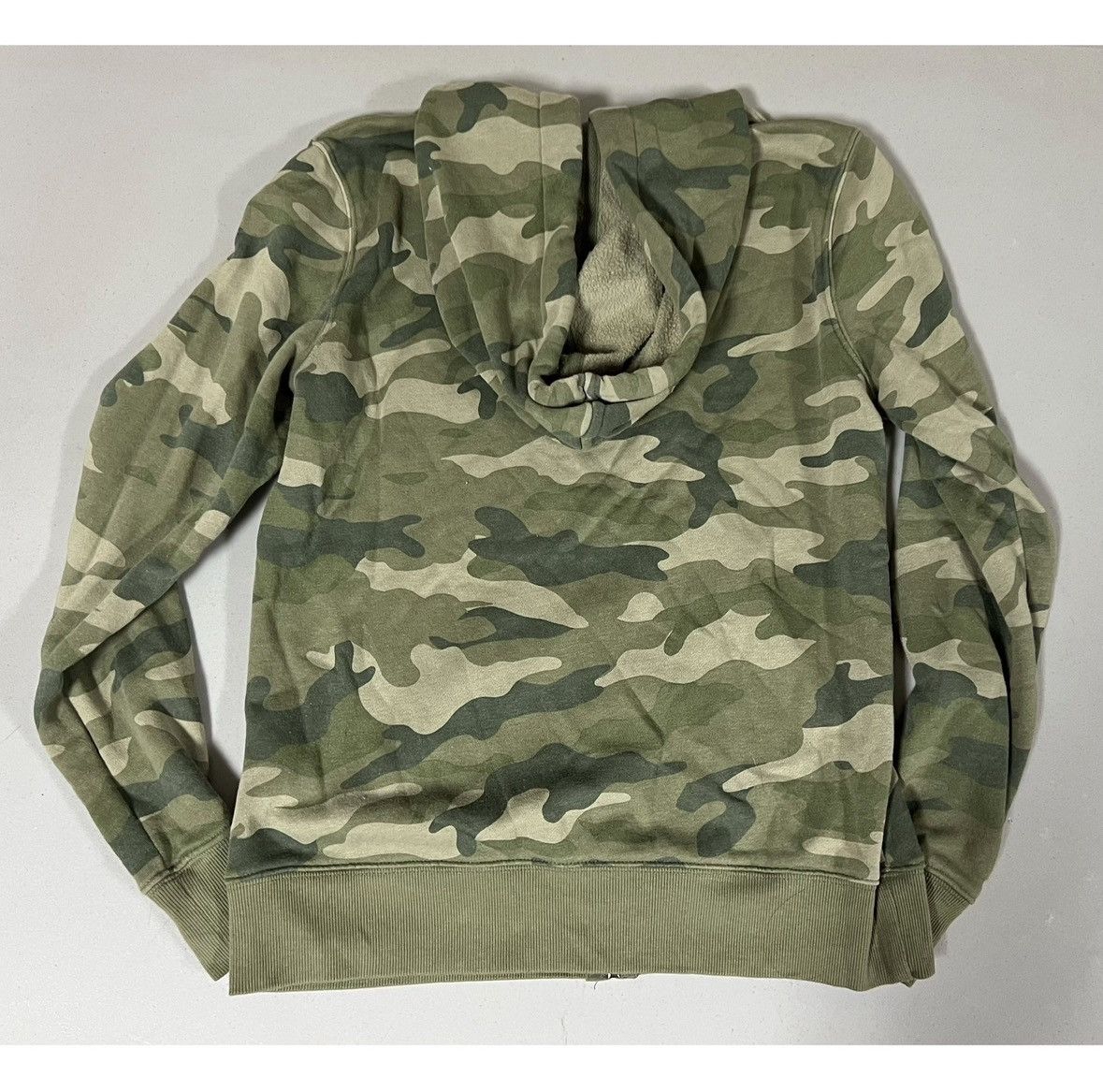 Japanese Brand Olive Camouflage Zipper Sweatshirt Hoodie Outerwear Size S ✨ Size US S / EU 44-46 / 1 - 4 Thumbnail