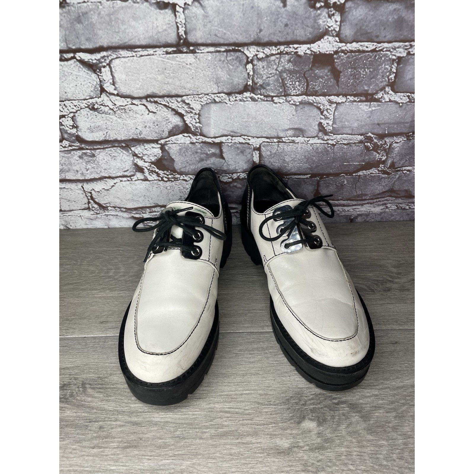 3.1 Phillip Lim 3.1 Phillip Lim White Leather Black Oxfords Lace Up Shoes Wo Size US 10.5 / IT 40.5 - 15 Thumbnail