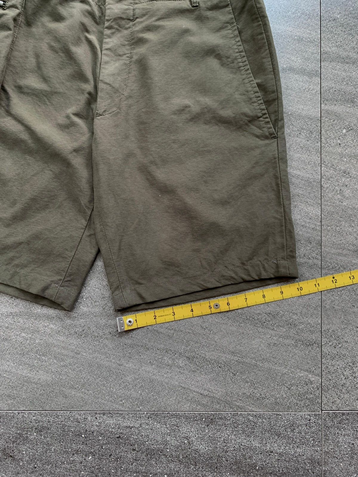 Dirk Bikkembergs FREE TAX! 2000s 3D Pocket Cargo Short Pants Size US 29 - 14 Thumbnail