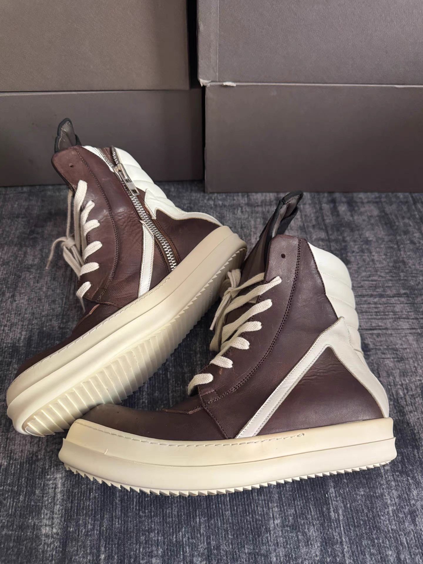 Rick Owens rick owens Mainline Triangle Size US 9 / IT 39 - 2 Thumbnail