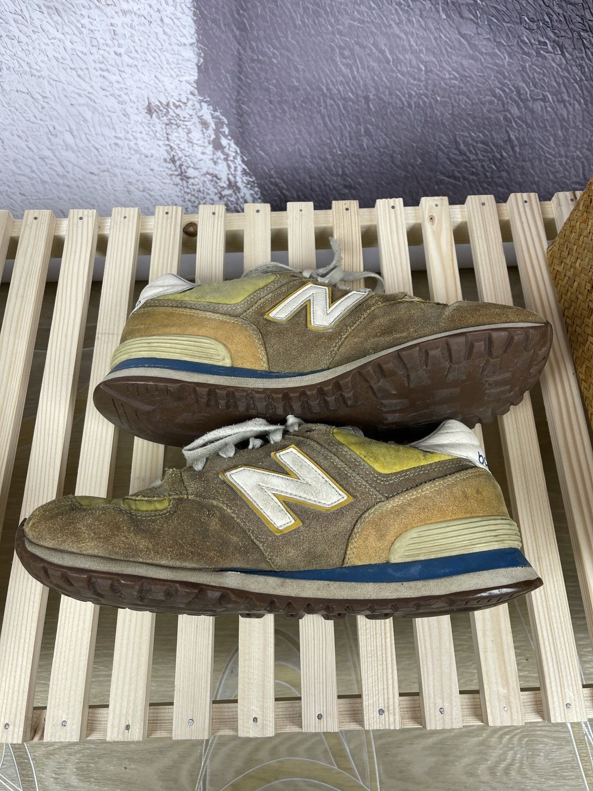New Balance New balance vintage thrashed used worn distressed sneakers Size US 8.5 / EU 41-42 - 9 Thumbnail