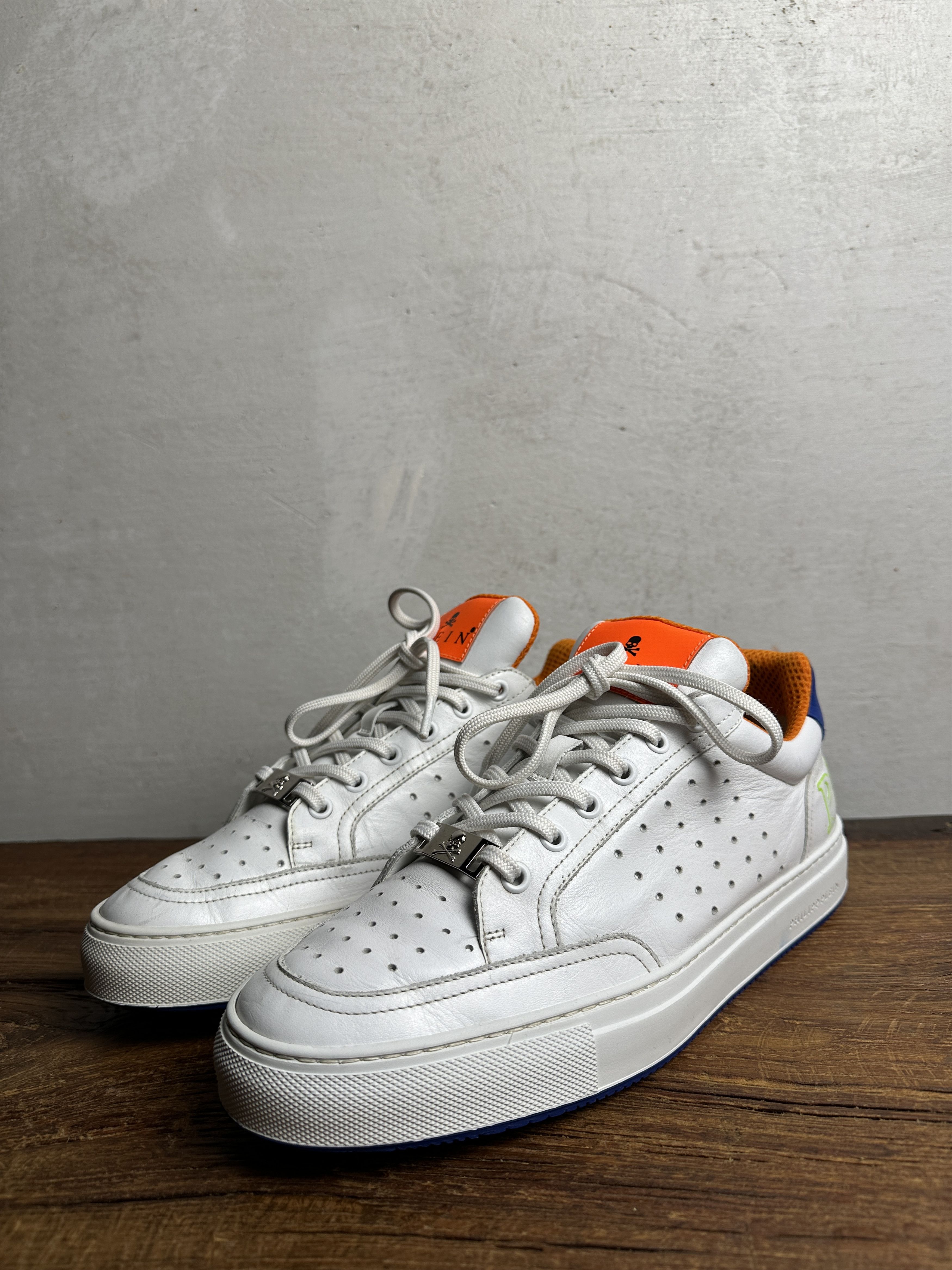 Philipp Plein Philipp Plein Low Top Perforated Leather Snekaers Size US 10 / EU 43 - 2 Thumbnail
