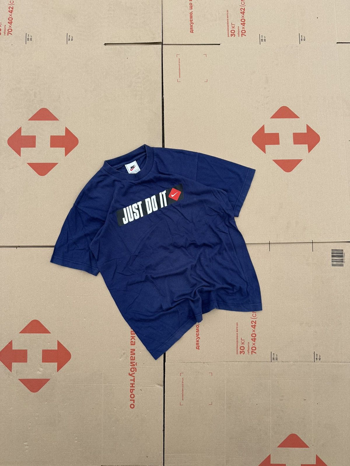 Nike × Vintage Vintage Nike Just Do It T-Shirt Y2K Style Size US S / EU 44-46 / 1 - 1 Thumbnail