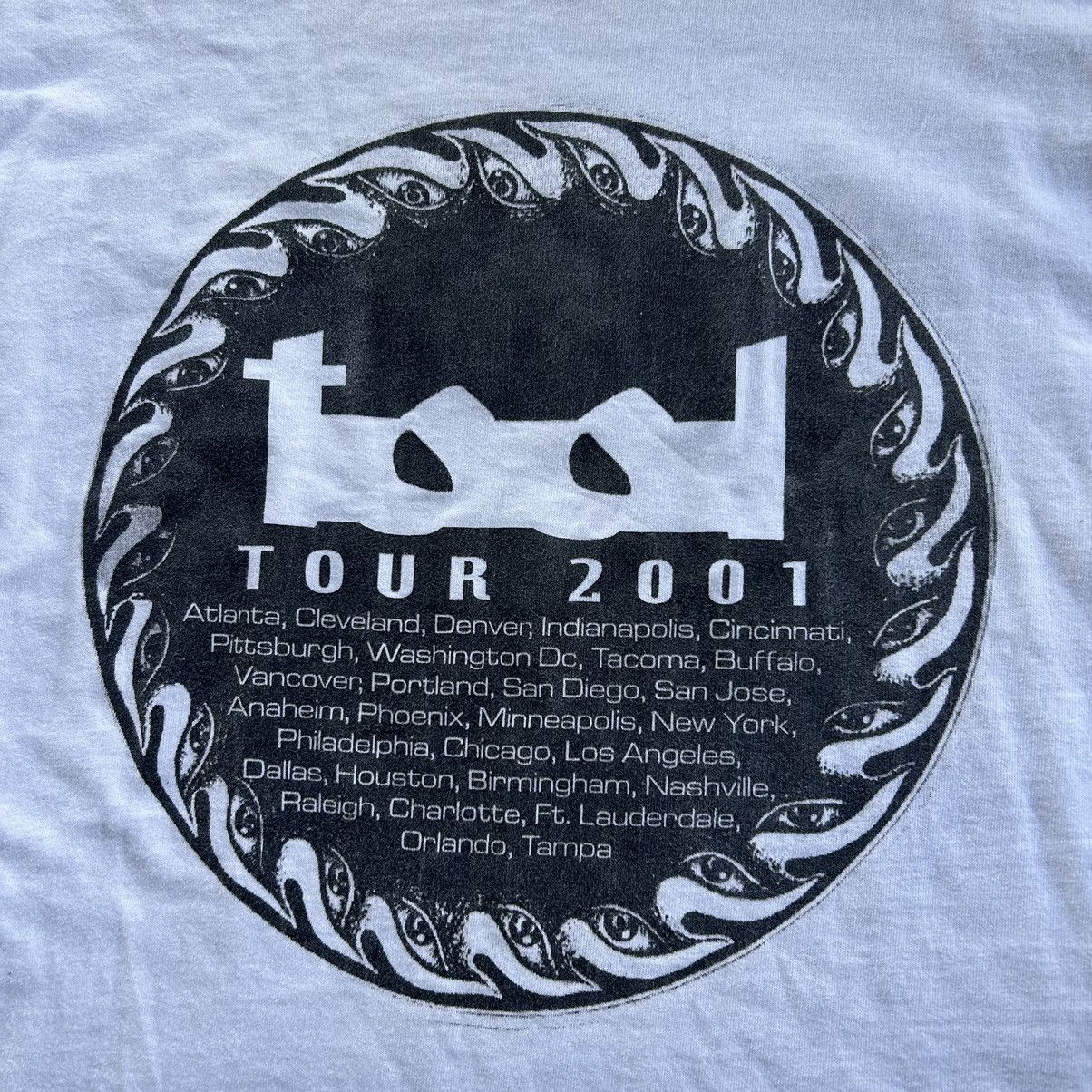 Band Tees Vintage 2001 Tool Lateralus Tour Boot Band T Shirt Size US XL / EU 56 / 4 - 9 Thumbnail