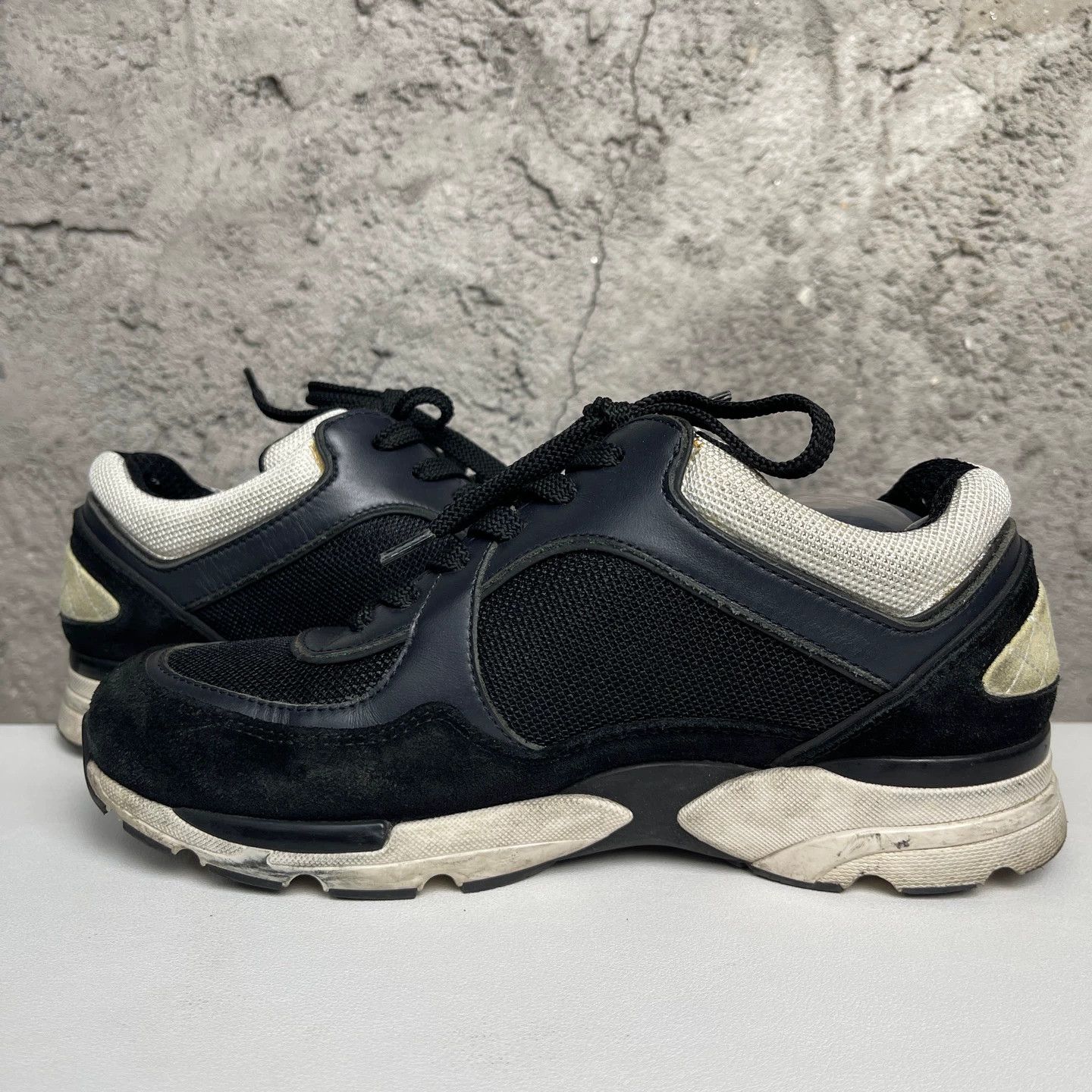 Chanel Chanel Women's 37 Sneaker As Pictured Size US 6.5 / IT 36.5 - 6 Thumbnail