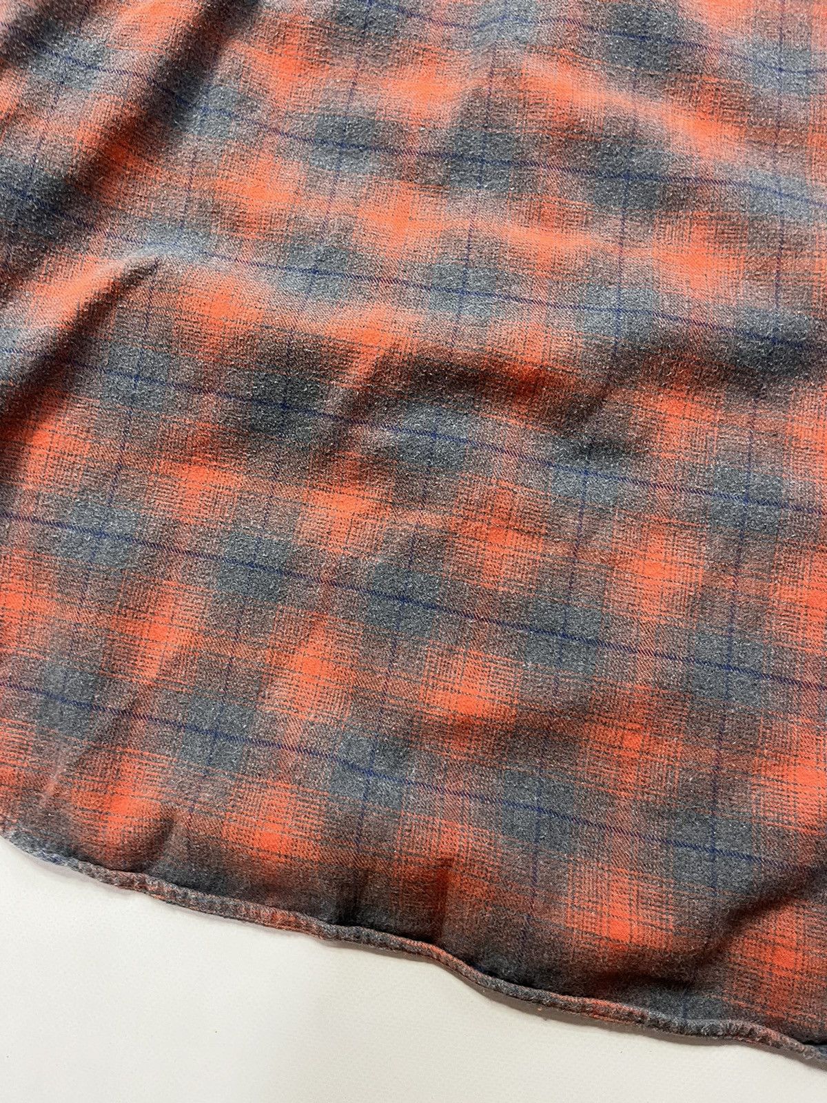 Flannel × Lacoste × Vintage Vintage Lacoste sport Flannel shirts Size US L / EU 52-54 / 3 - 13 Thumbnail