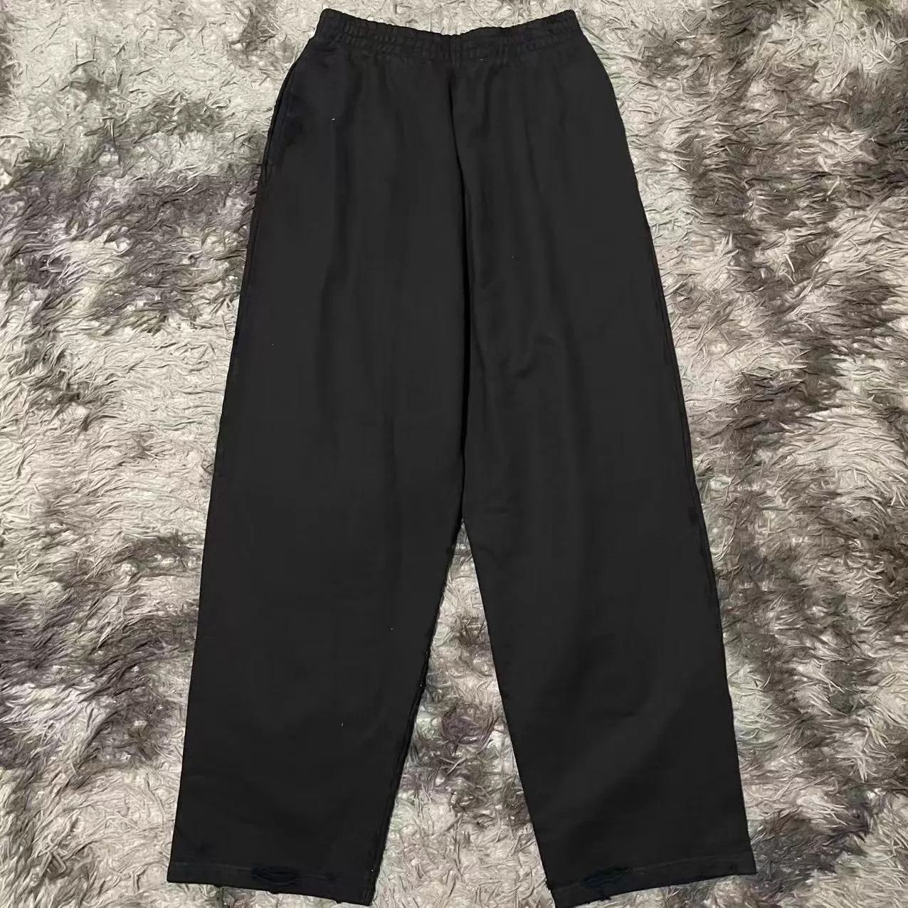 Balenciaga Balenciaga Muddy Distressed Baggy WideLeg Sweatpants Size S Size US 30 / EU 46 - 2 Thumbnail