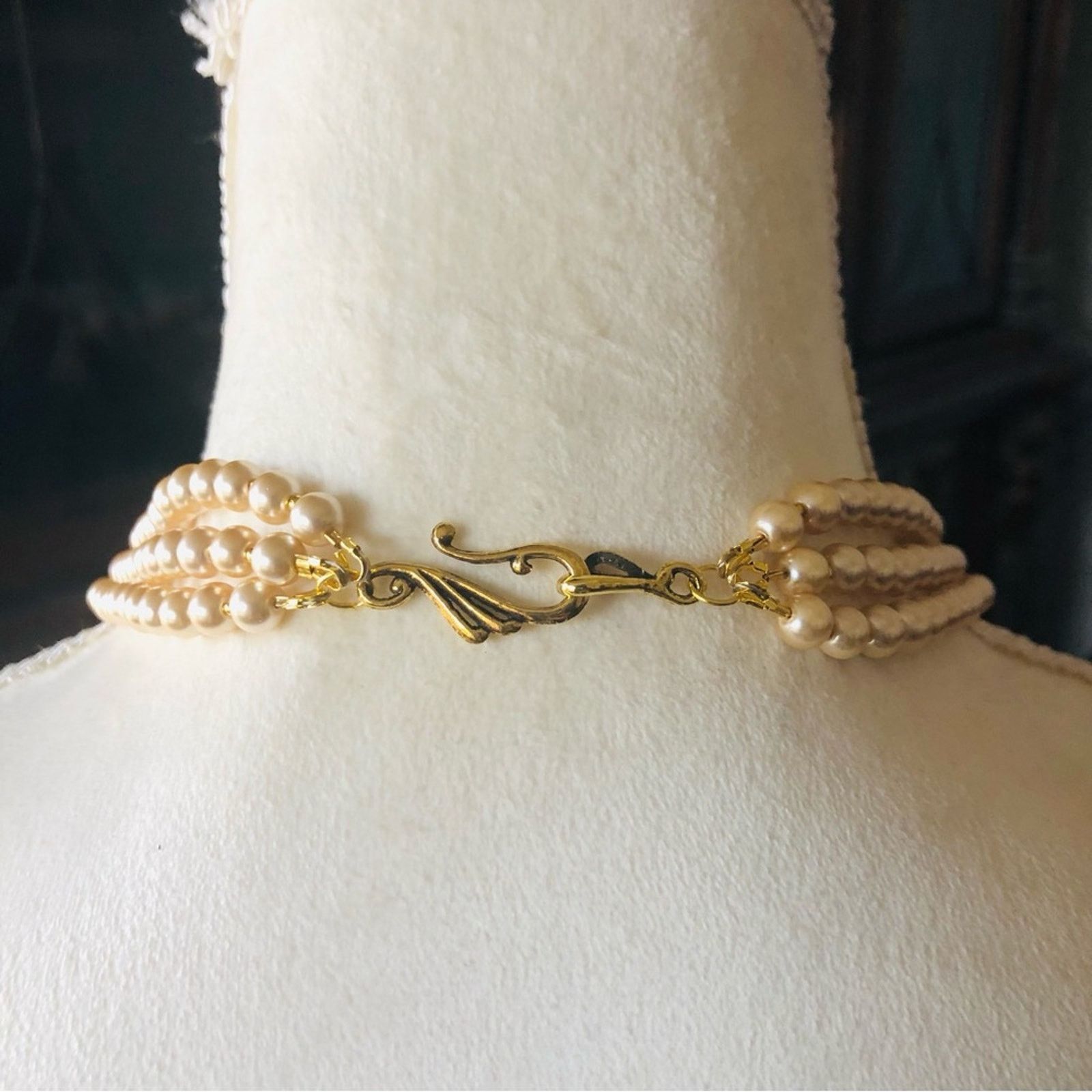 Handmade Handcrafted repurpose moon & stars gem Pearl necklace Size ONE SIZE - 8 Thumbnail
