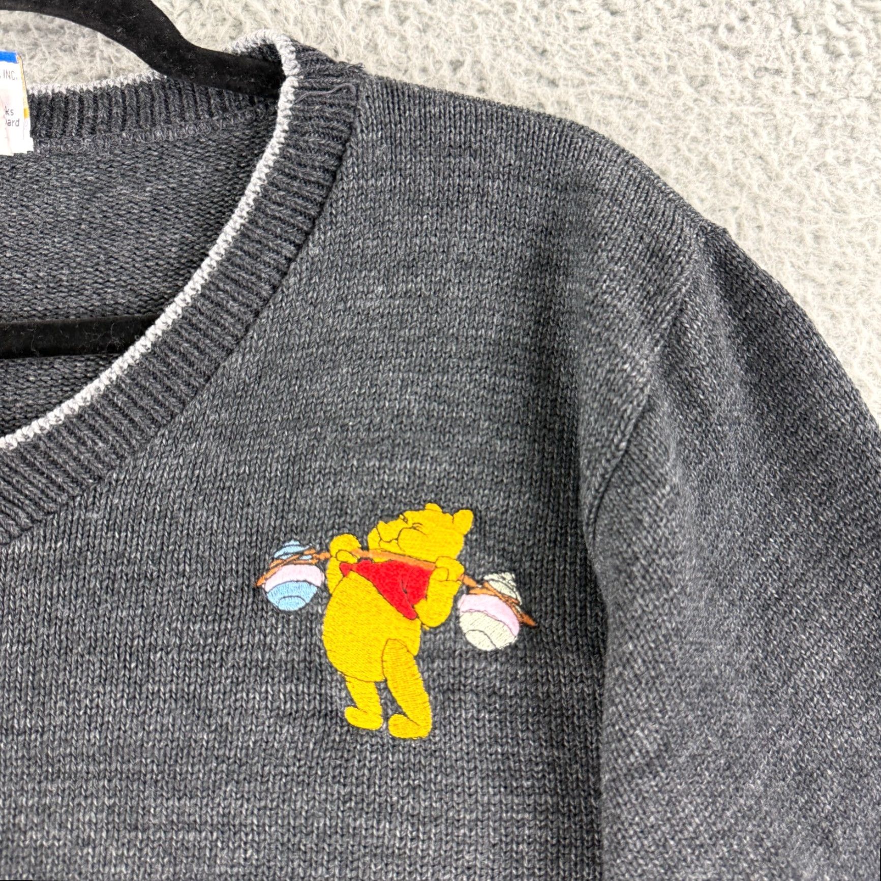Disney VINTAGE Disney Winnie the Pooh Sweater Womens Medium Gray Knit Cropped Knit LS Size M / US 6-8 / IT 42-44 - 3 Thumbnail