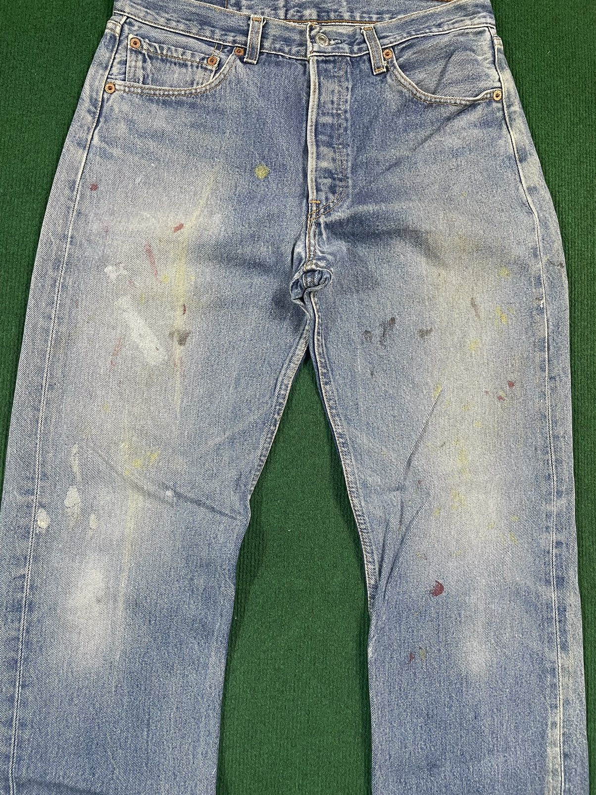 Levi's × Vintage Distressed Levis 501 with Paint Splatter Size US 32 / EU 48 - 3 Thumbnail