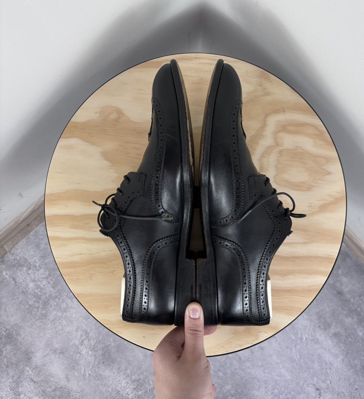 Louis Vuitton Louis Vuitton Men’s Black Leather Wingtip Derby Brogue Shoes Size US 10 / EU 43 - 12 Thumbnail