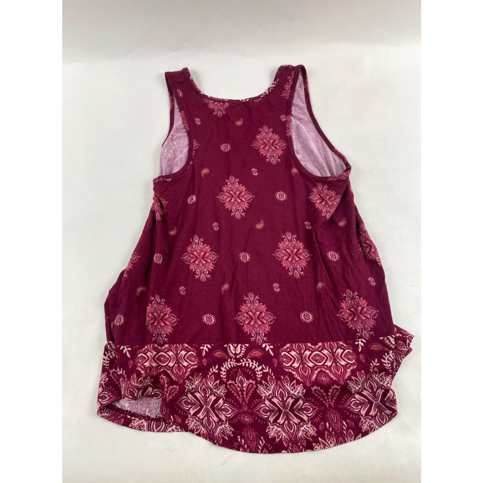 Vintage SO Tank Top Women’s Small Burgundy Paisley Sleeveless Round Neck NWT Shirt Casual Size S / US 4 / IT 40 - 2 Thumbnail