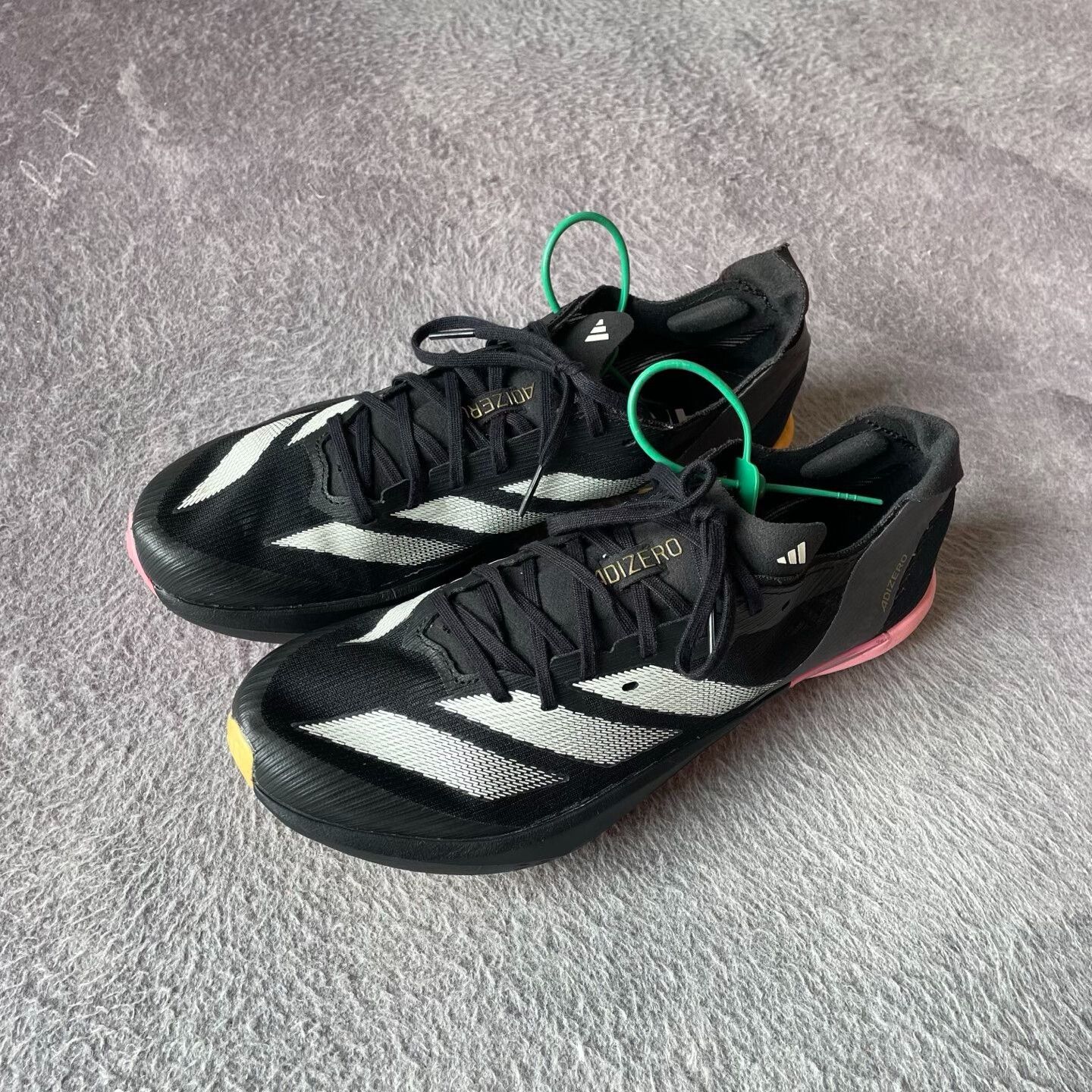 Adidas Adidas Black Lowtop Sneakers 41 Men Size US 8.5 / EU 41-42 - 1 Thumbnail