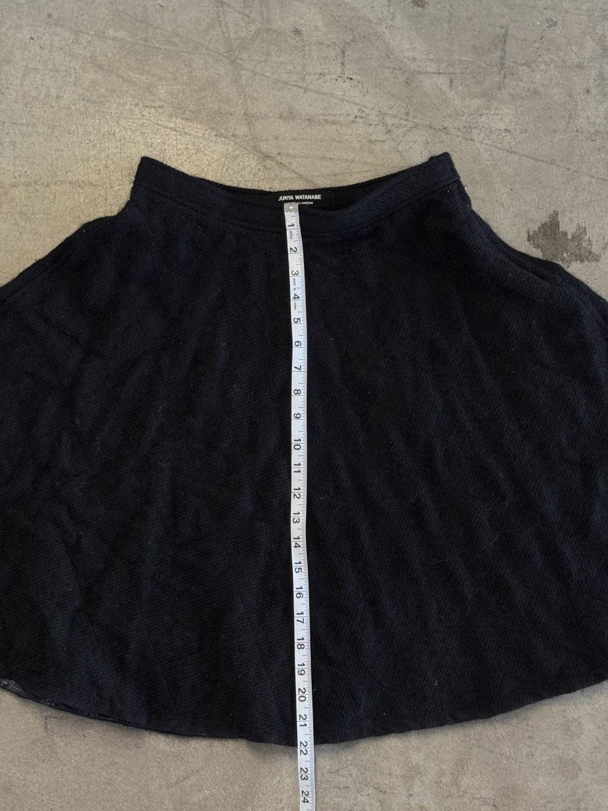 Junya Watanabe JUNYA WATANABE FOR CDG FW05 WOOL SKIRT WITH NYLON LINING Size 26" / US 2 / IT 38 - 7 Thumbnail
