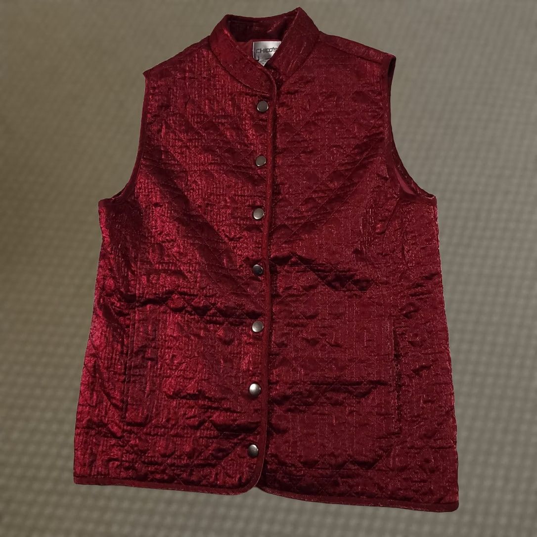 Vintage Chico's Quilted Vest Women’s Small Red Snap Front Band Collar Lined Layering Quilted Vest Regular Fit Sleeveless Mid-Length Vintage: No Size S / US 4 / IT 40 - 1 Thumbnail