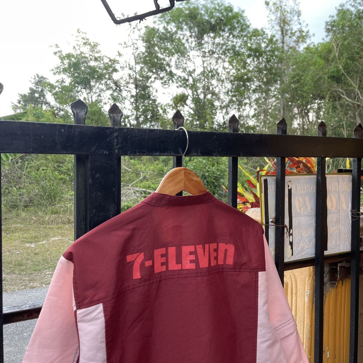 Japanese Brand 🔥🇯🇵Vintage Seven Eleven Full Zipper Workers Light Jacket Size US M / EU 48-50 / 2 - 2 Thumbnail