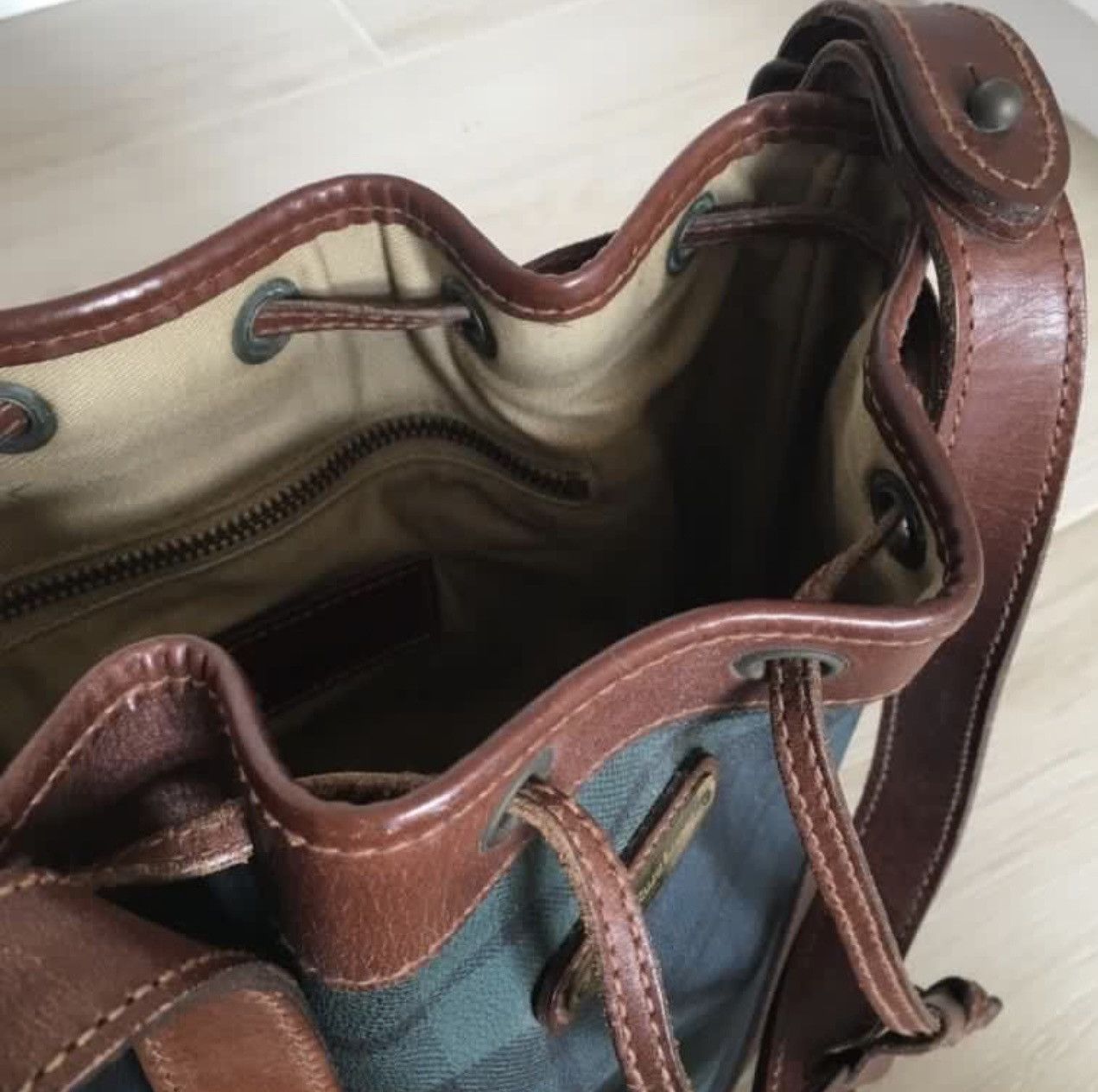 Polo Ralph Lauren Polo Ralph Lauren Antique Bucket Bag Classic vintage Size ONE SIZE - 3 Thumbnail