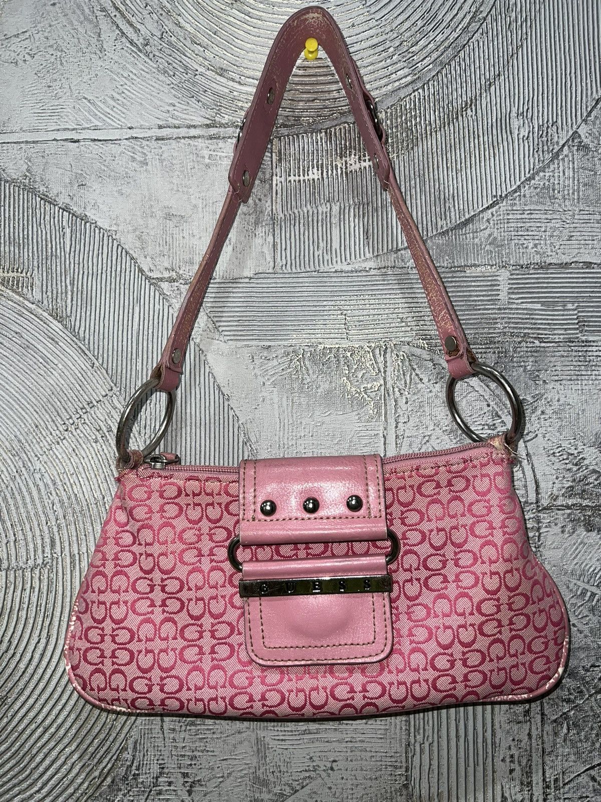 Guess Guess vintage Y2K Mini Monogrammed handbag Studded Size ONE SIZE - 3 Thumbnail