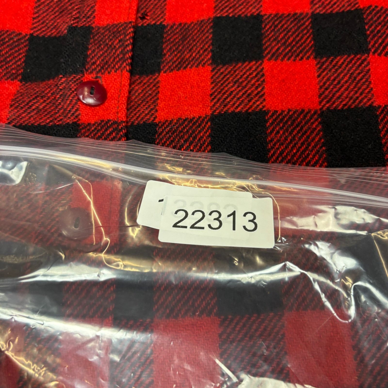 Woolrich Woolen Mills Vintage 1940s Woolrich Buffalo Plaid Button Up Wool Shirt XL Size US XL / EU 56 / 4 - 10 Thumbnail