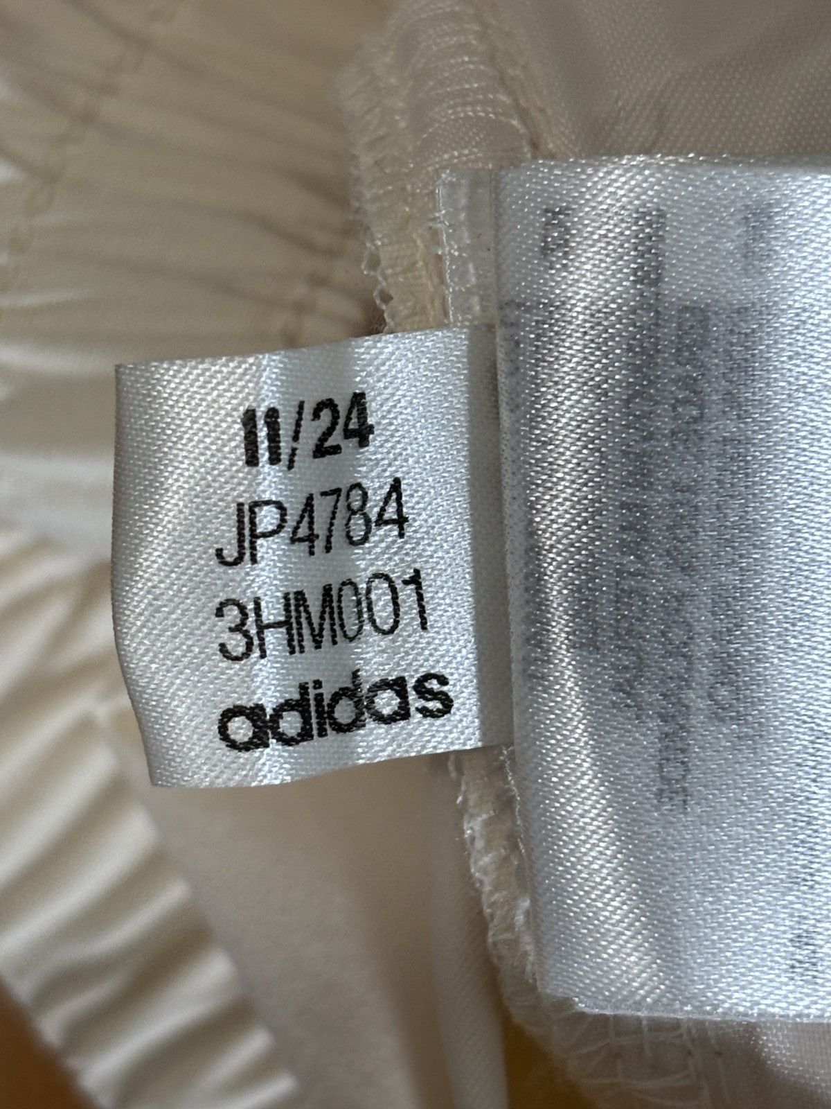 Adidas Adidas Essential Woven Shorts Size US 30 / EU 46 - 10 Thumbnail