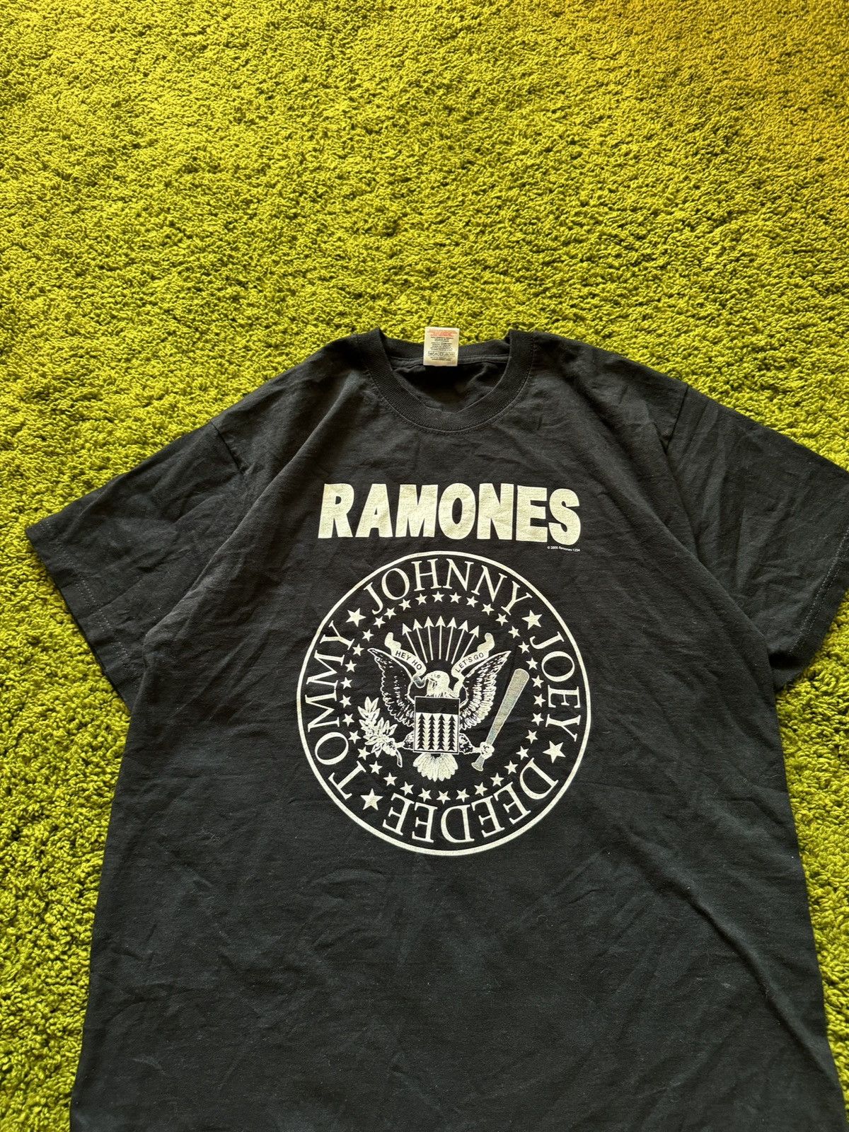 Band Tees × Vintage Ramones 2006 vintage Y2K official band t-shirt Size US L / EU 52-54 / 3 - 4 Thumbnail