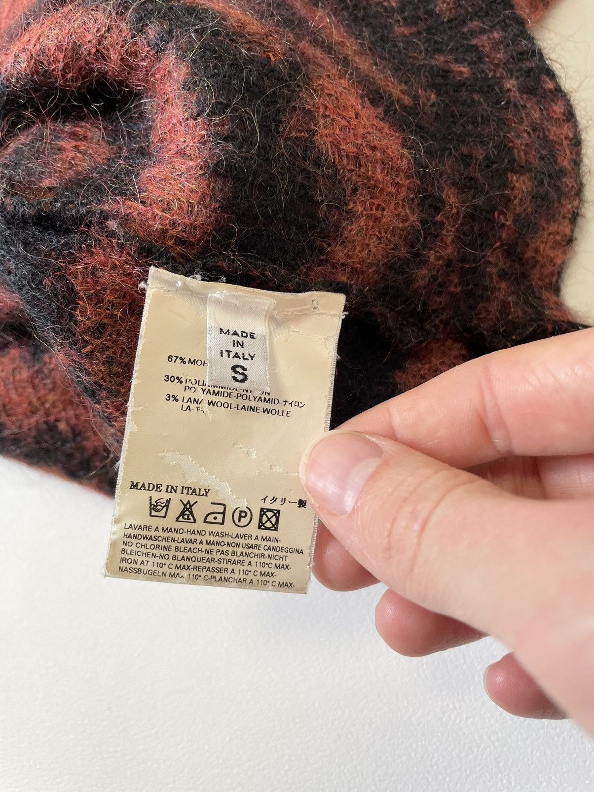 Maison Margiela A/W 05 ‘Tiger Stripe’ Mohair Sweater Size S / US 4 / IT 40 - 9 Thumbnail