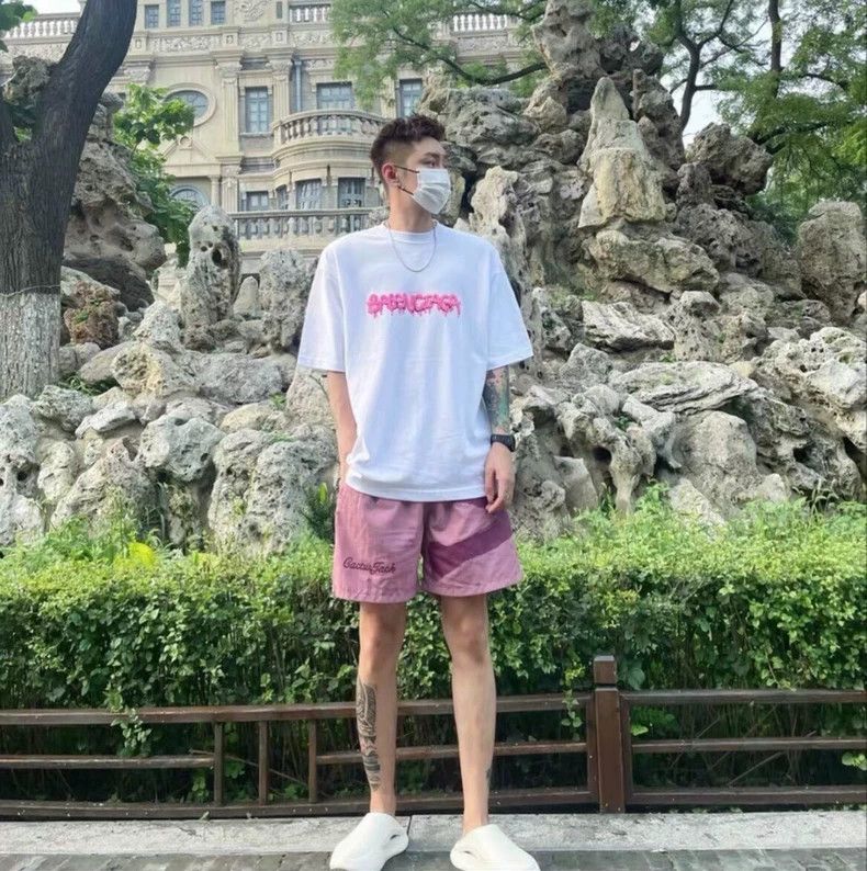 Balenciaga Balenciaga Jelly dissolve logo printed crewneck white cott Size US S / EU 44-46 / 1 - 9 Thumbnail