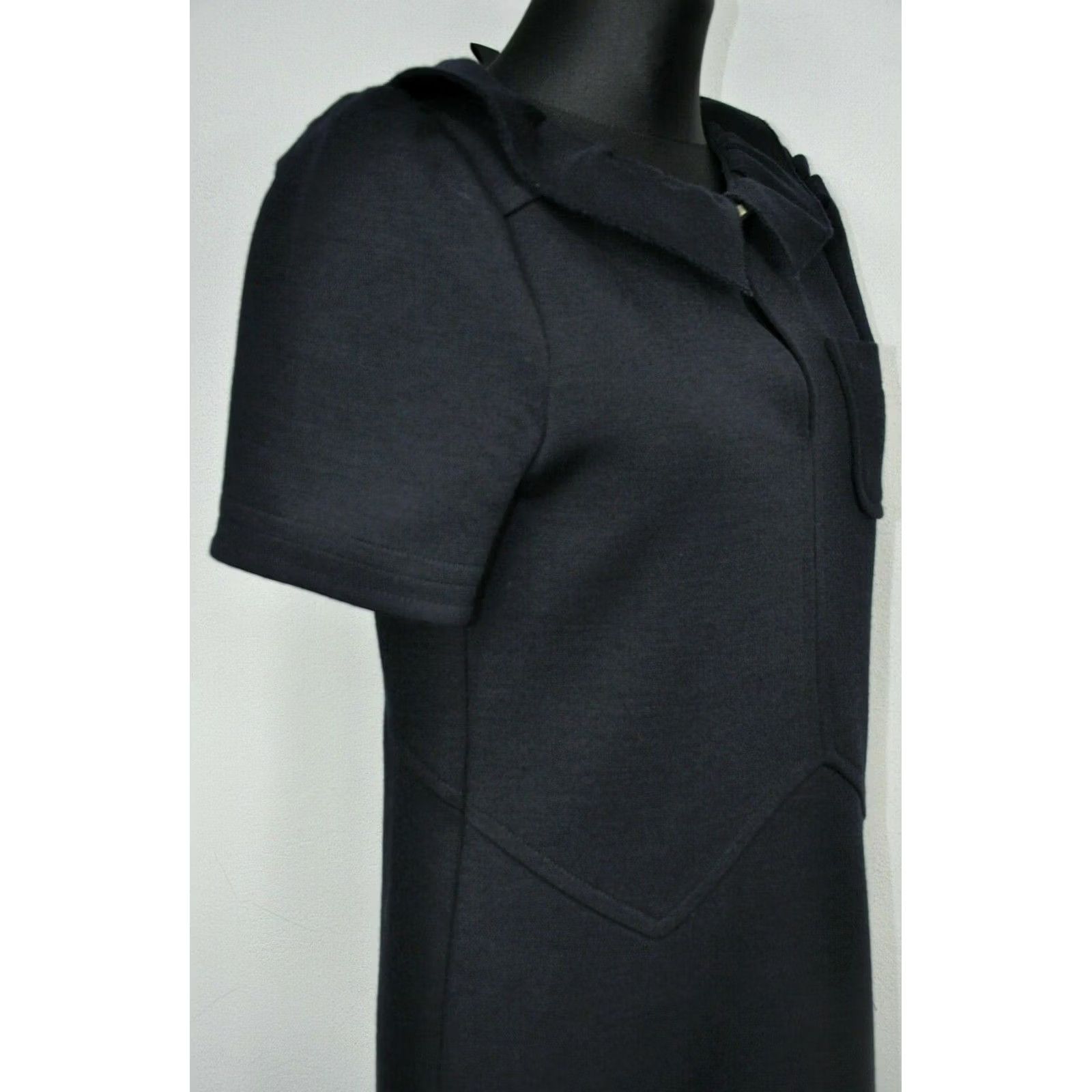 Marc by Marc Jacobs Marc by Marc Jacobs Wool Black Dress S Womens A-Line Knee Length 100% Wool 100% Genuine Black Short Sleeve Round Neck Vintage No Size S / US 4 / IT 40 - 6 Thumbnail