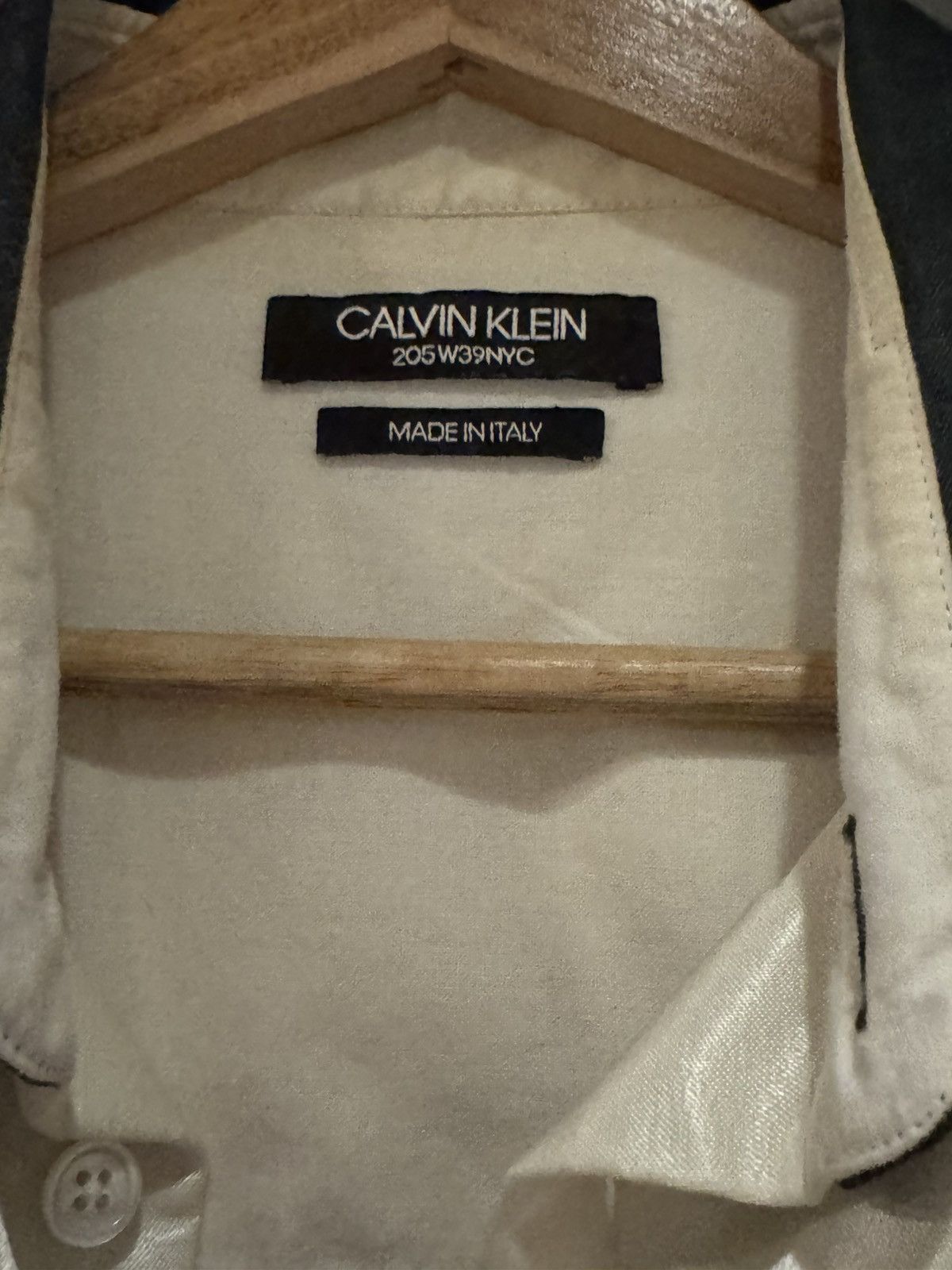 Calvin Klein 205W39NYC Beautiful Calvin Klein 205W39NYC Green Shirt Size US M / EU 48-50 / 2 - 5 Thumbnail