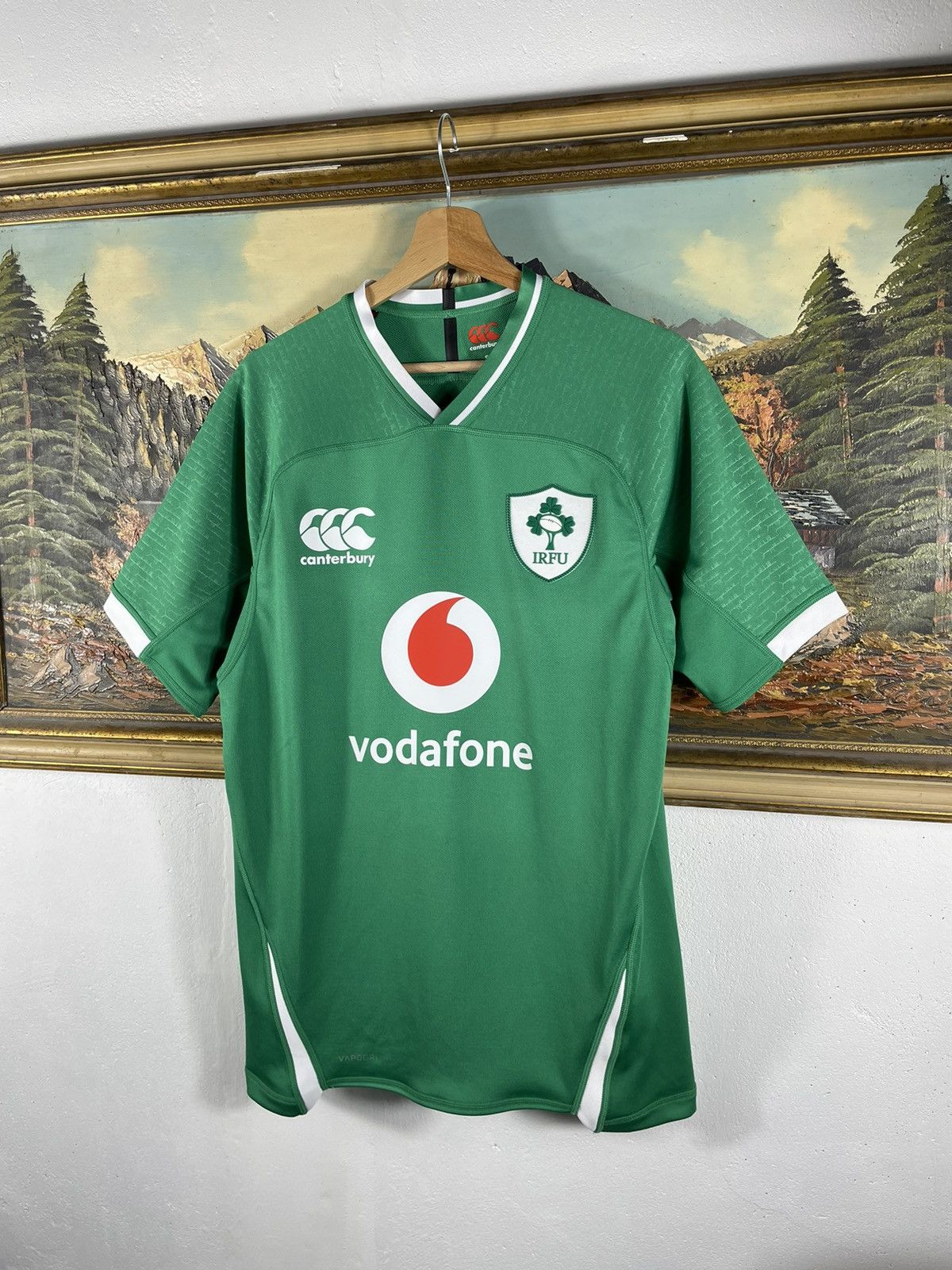 Canterbury of New Zealand × Vintage VINTAGE CANTERBURY IRELAND IRFU IRISH RUGBY JERSEY RARE Size US S / EU 44-46 / 1 - 2 Thumbnail