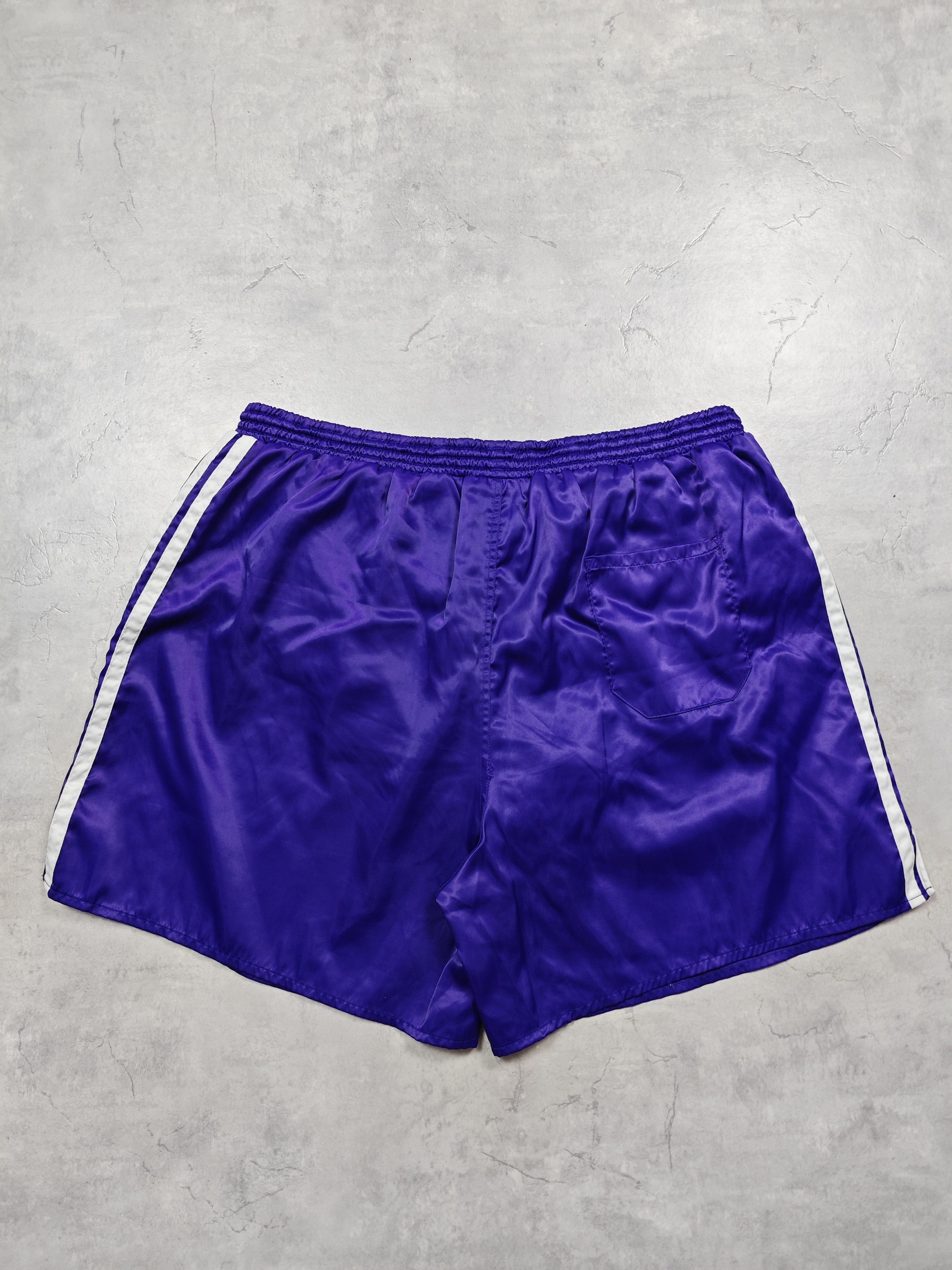 Adidas Adidas Vintage Football Shorts Size US 36 / EU 52 - 3 Thumbnail