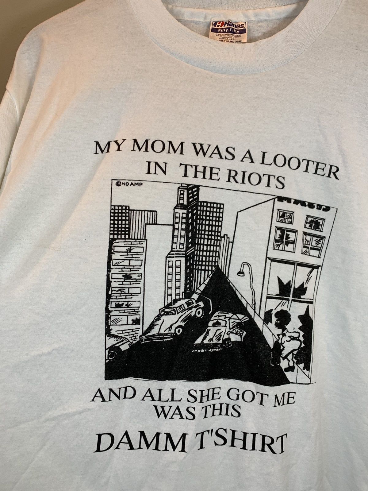 Vintage RARE Vintage My Mom Looter In Riots All I Got Was This Shirt Size US XL / EU 56 / 4 - 2 Thumbnail
