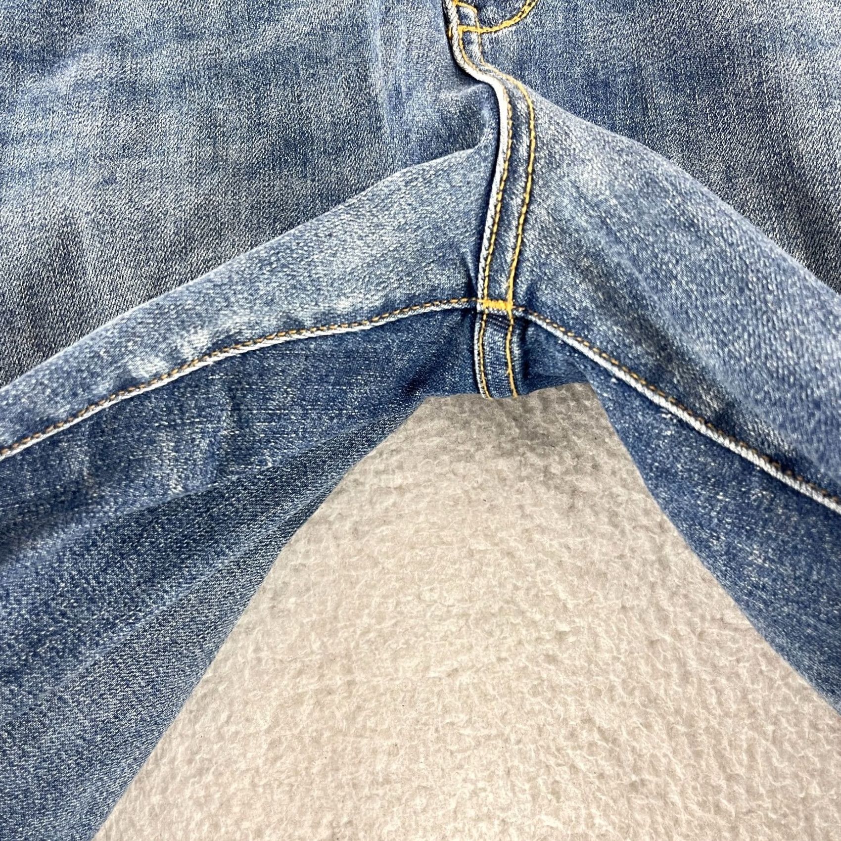 Vintage Pilcro Vintage Straight Jeans Womens Size 29 Blue Denim High-Rise Distressed Jeans Size 29" - 7 Thumbnail