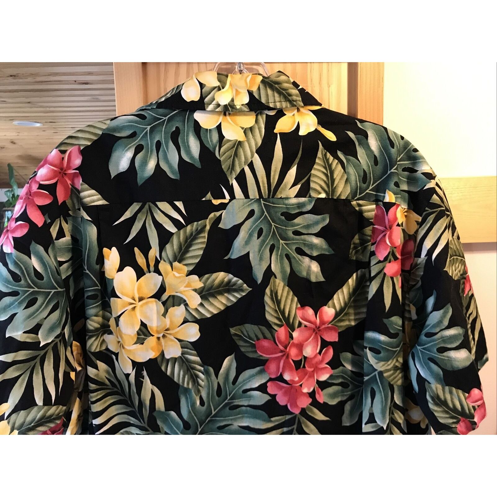 Other Malihini VTG Men L Black Floral Button Cotton Hawaiian Shirt Size US L / EU 52-54 / 3 - 11 Thumbnail
