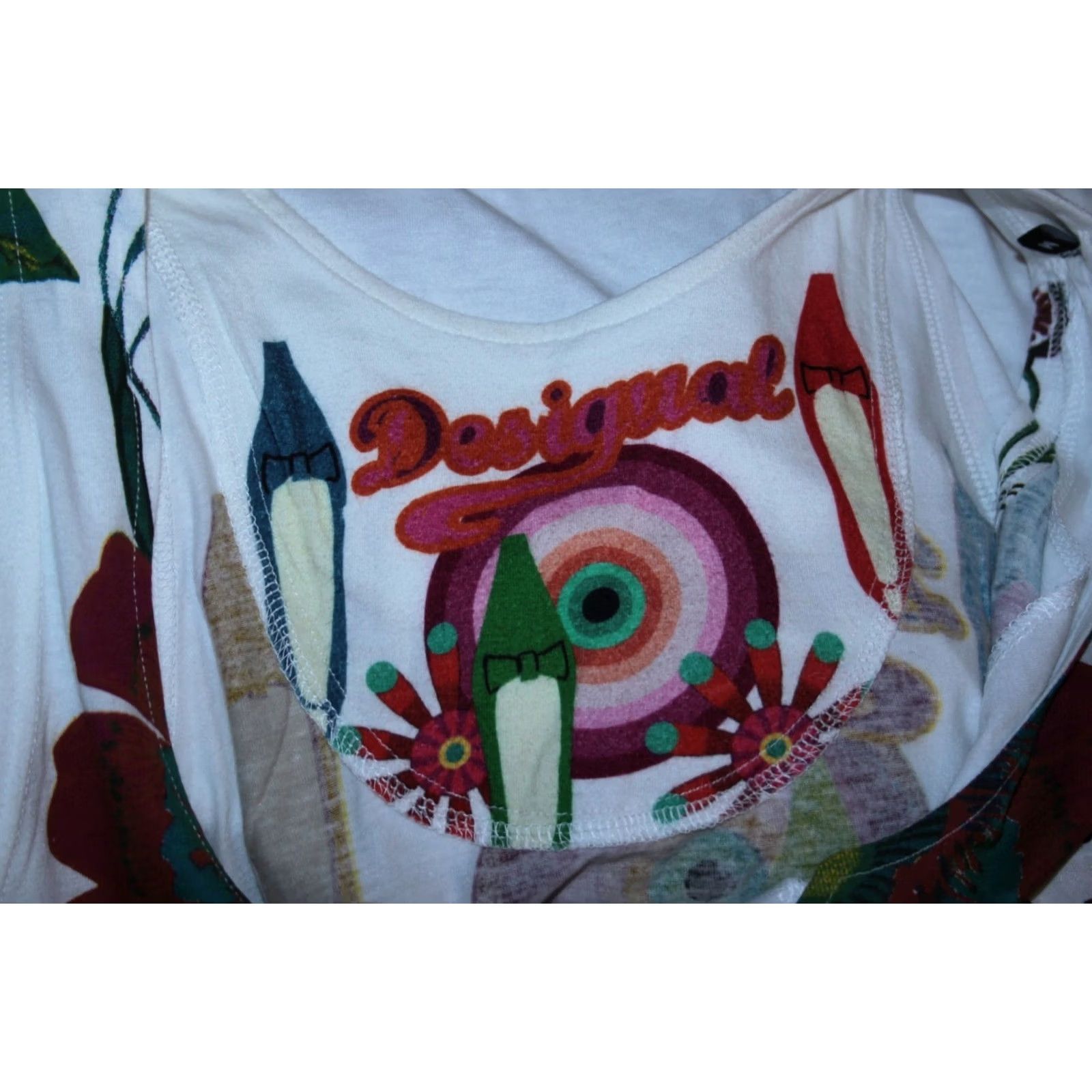 Desigual Desigual womens white butterfly shirt tunic Adult M Size M / US 6-8 / IT 42-44 - 7 Thumbnail