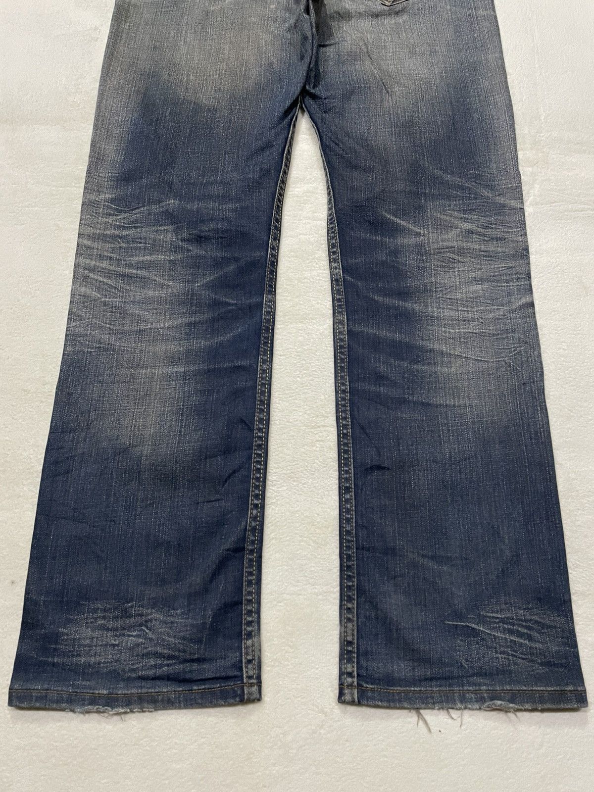 Vintage Levi’Strauss & Co. Distress Faded Mudwash Jeans